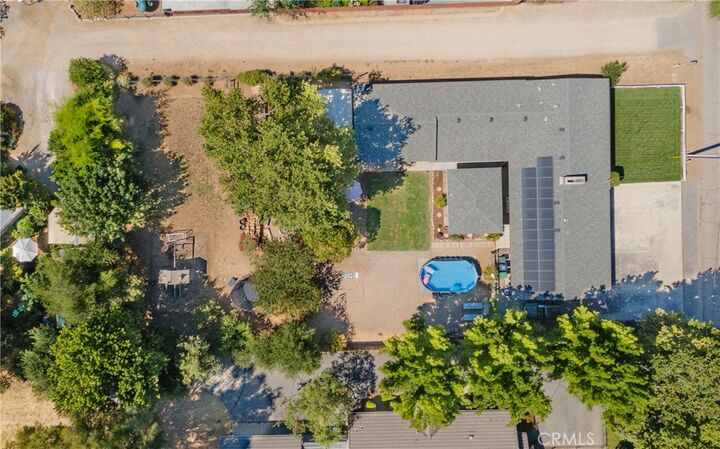 Property Photo:  5605 Carrizo Road  CA 93422 