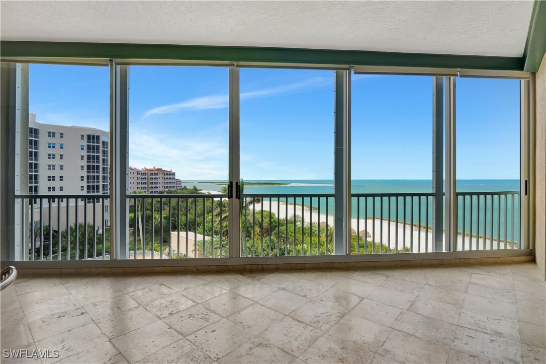 Property Photo:  5000 Royal Marco Way 533  FL 34145 