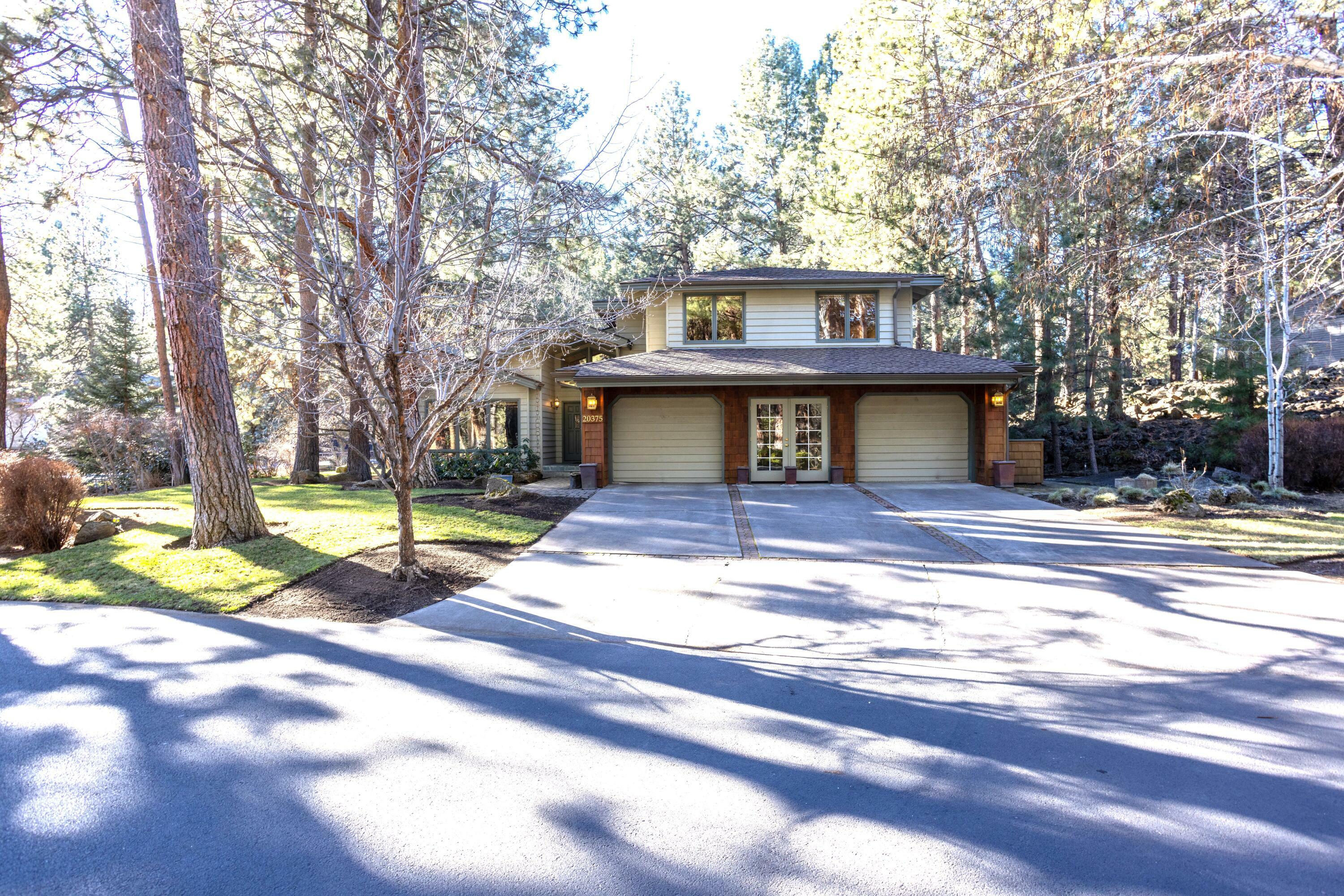 Property Photo:  20375 SE Big Bear Court  OR 97702 