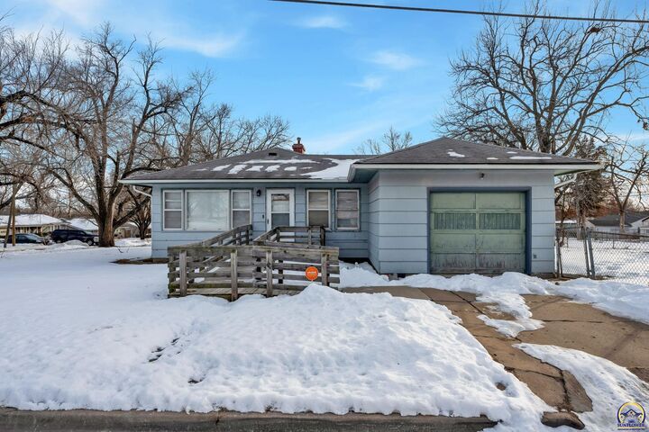 3001 SE Minnesota Ave  Topeka KS 66605 photo