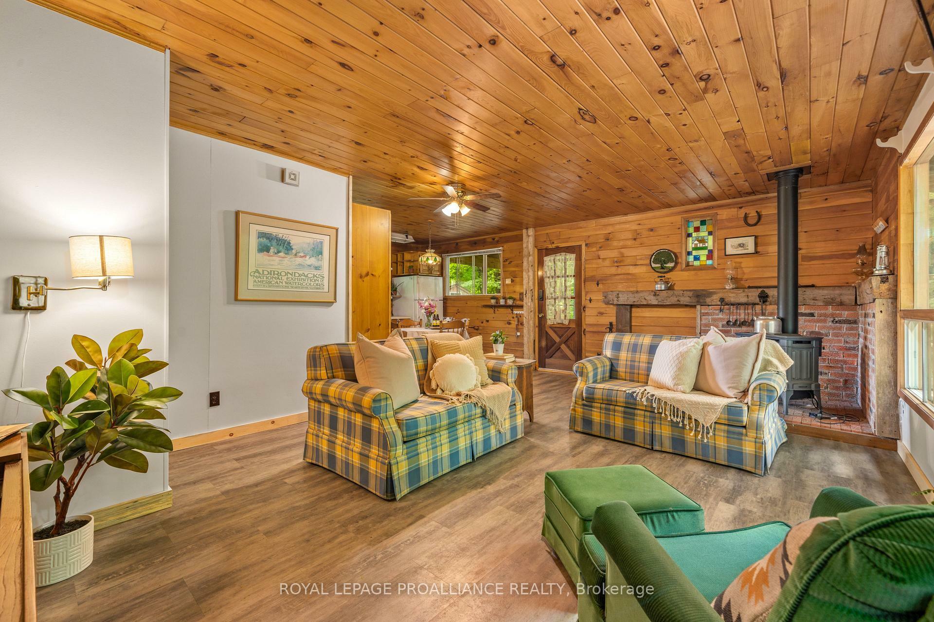 Property Photo: 79 Goodman Crescent ON K0K 2A0