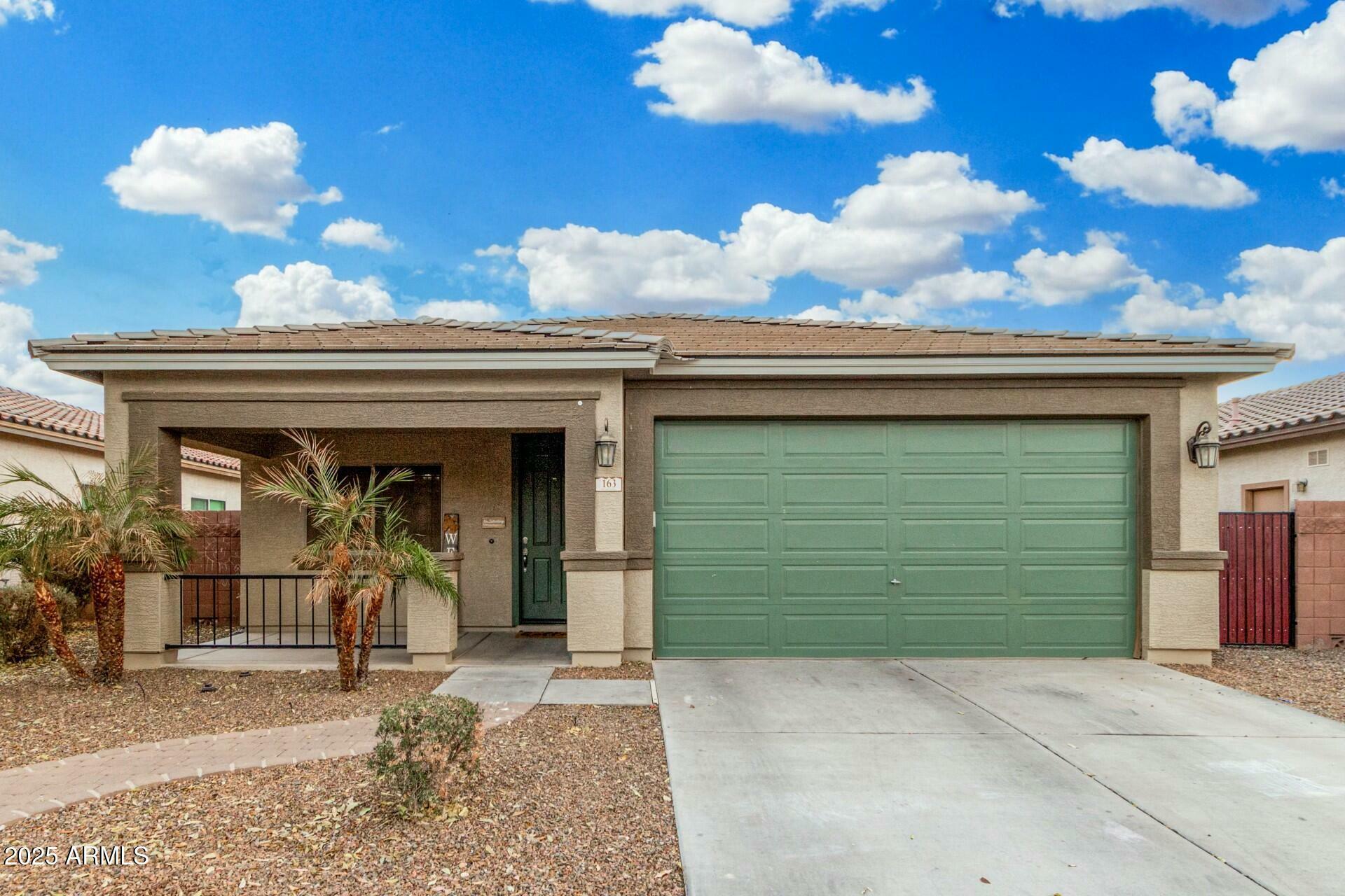 Property Photo: 163 W Dragon Tree Avenue AZ 85140