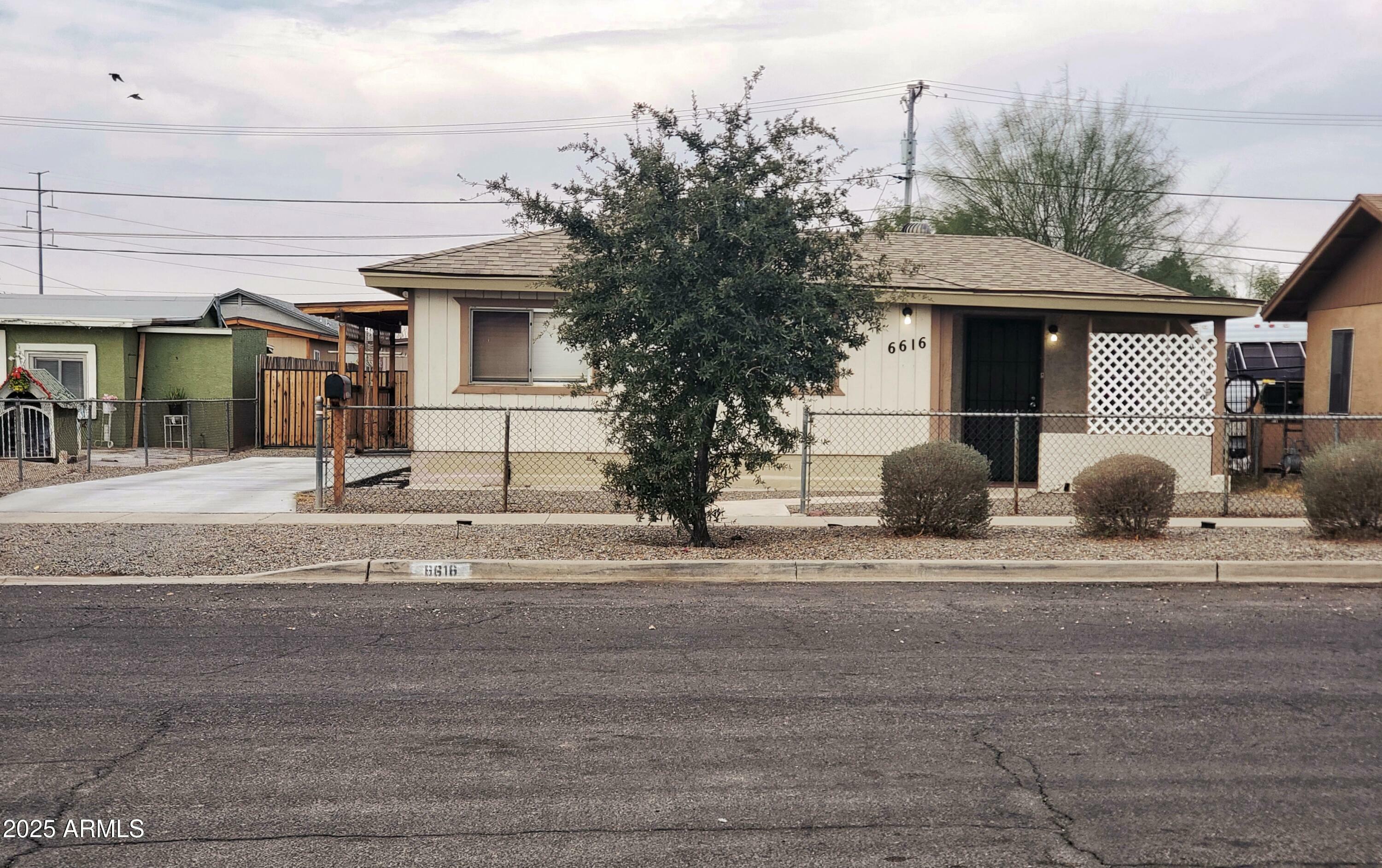 Property Photo:  6616 N 54th Drive  AZ 85301 