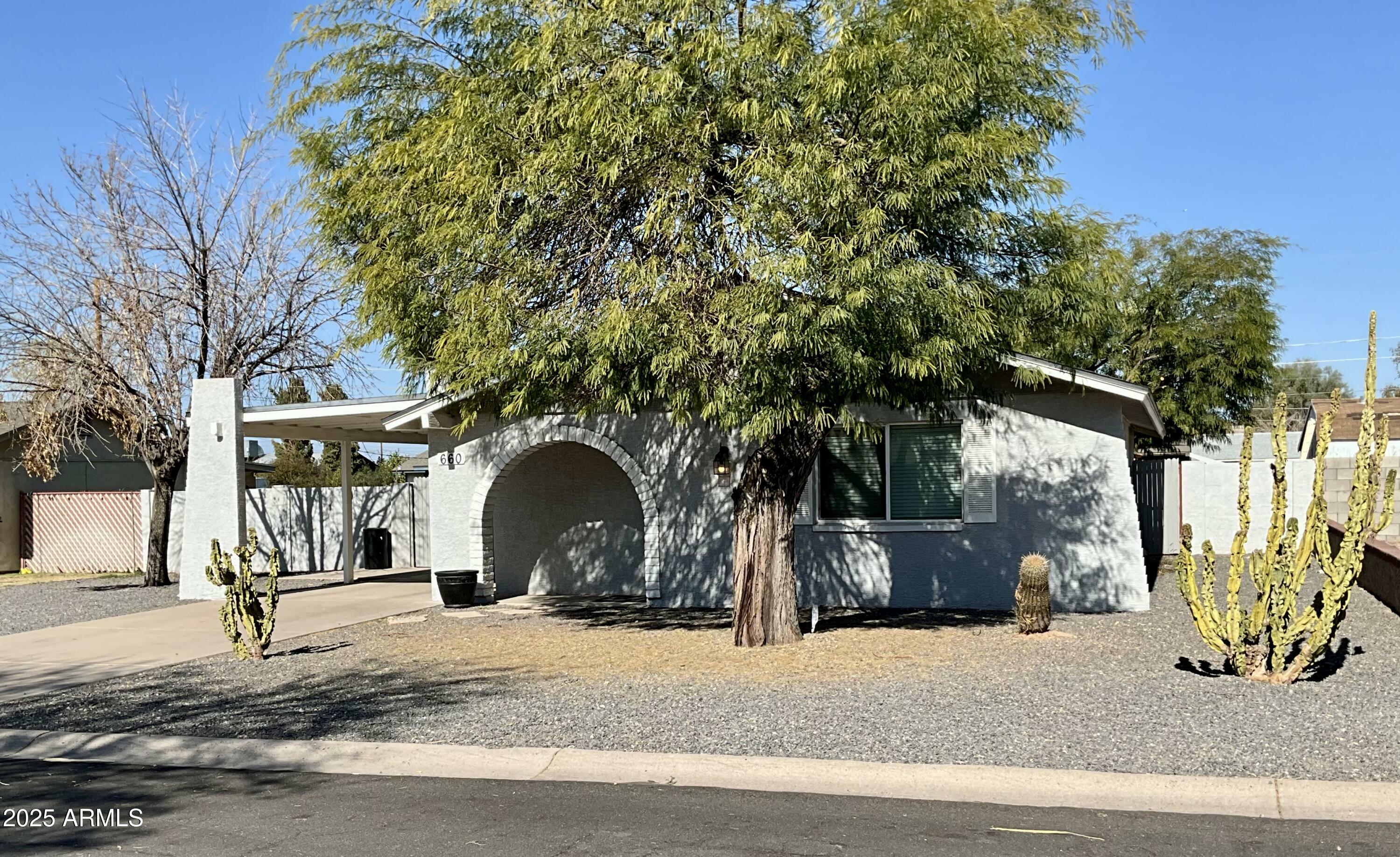 Property Photo:  660 W 22nd Avenue  AZ 85120 