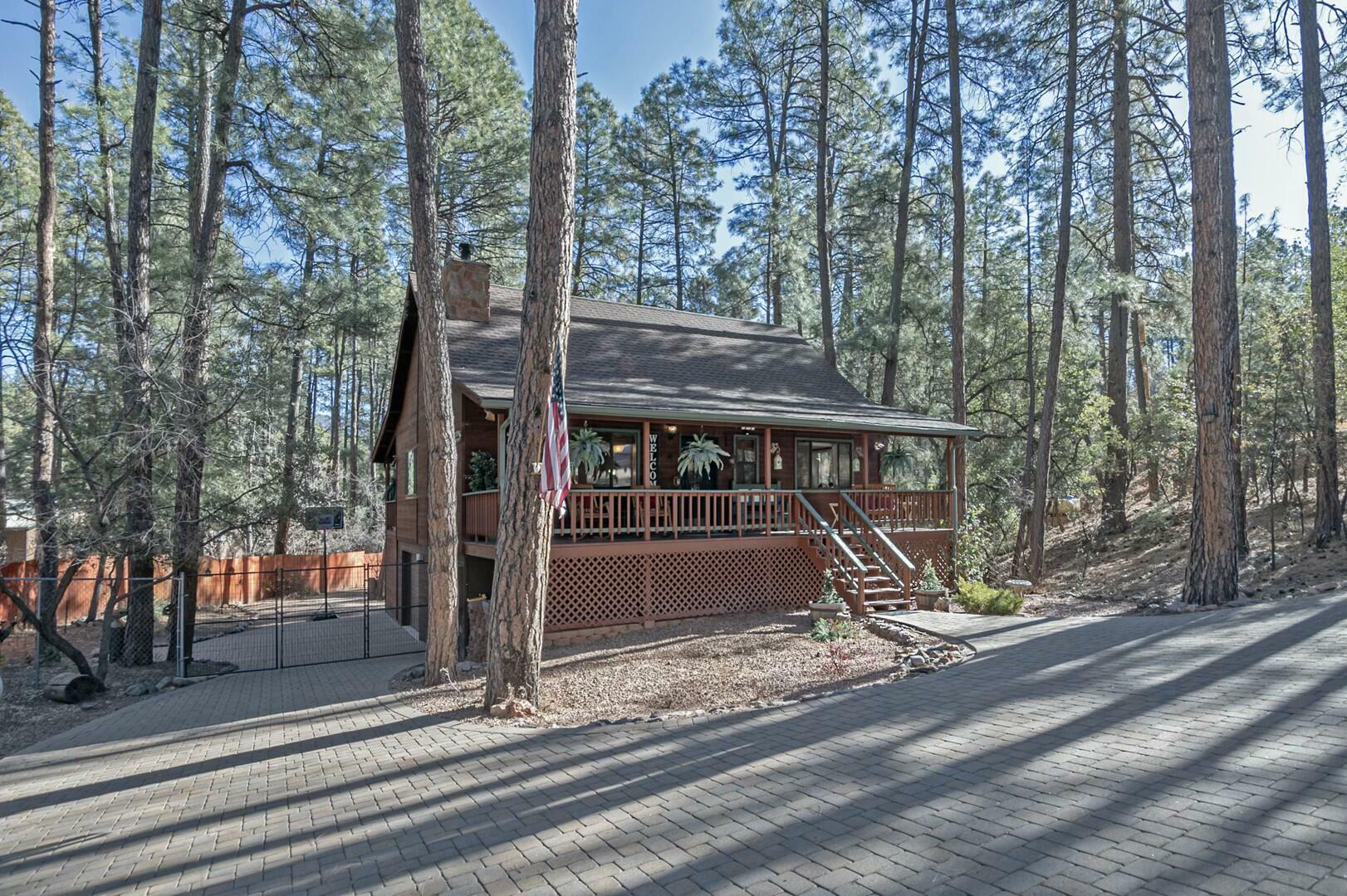 Property Photo: 6438 W Sharyn Road AZ 85544
