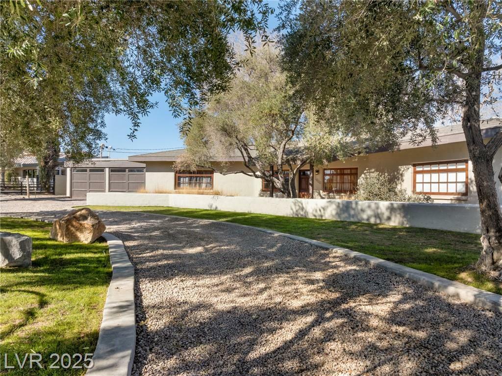 Property Photo: 2800 Ashby Avenue NV 89102