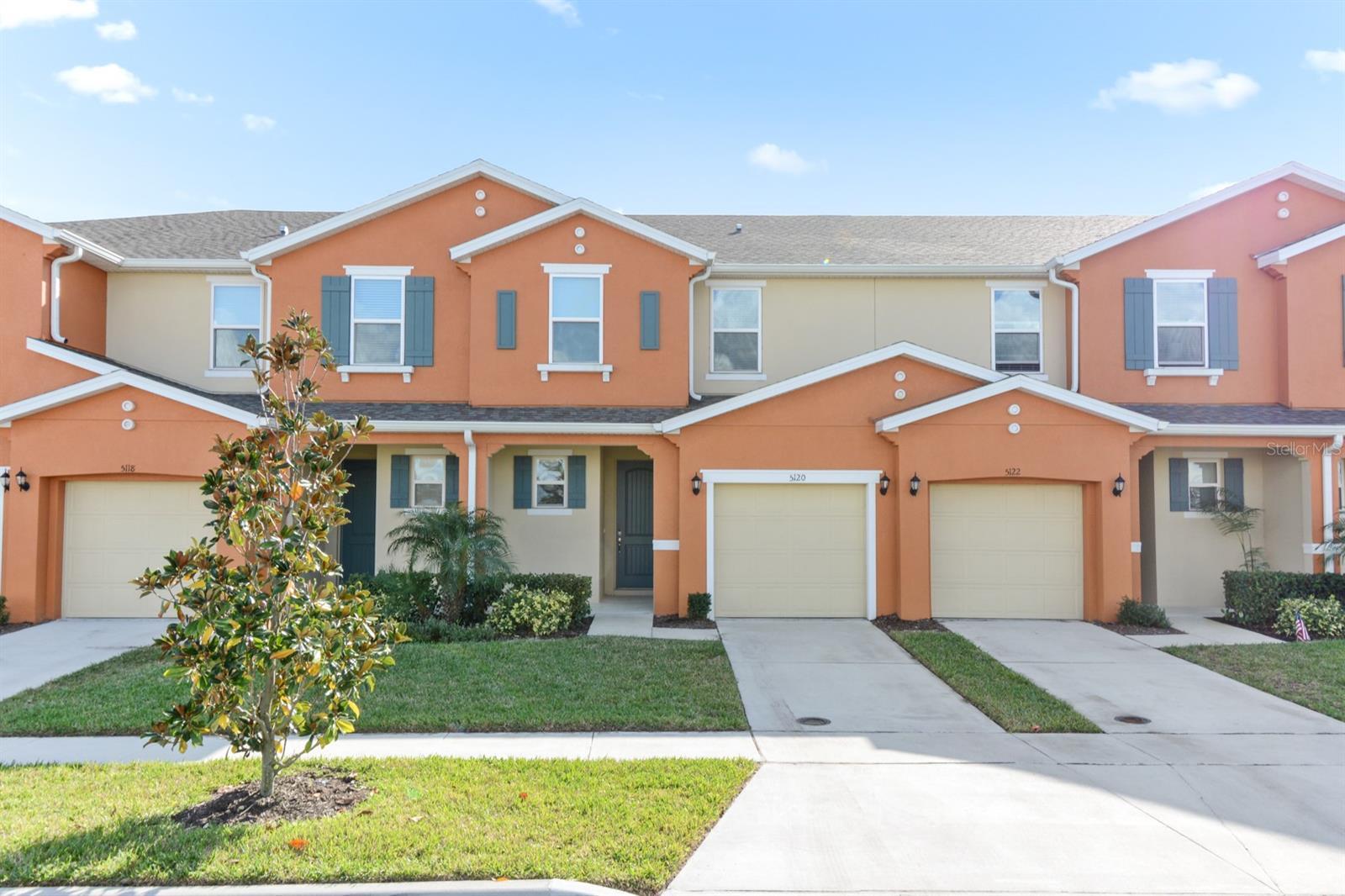 Property Photo: 5120 Adelaide Drive FL 34746