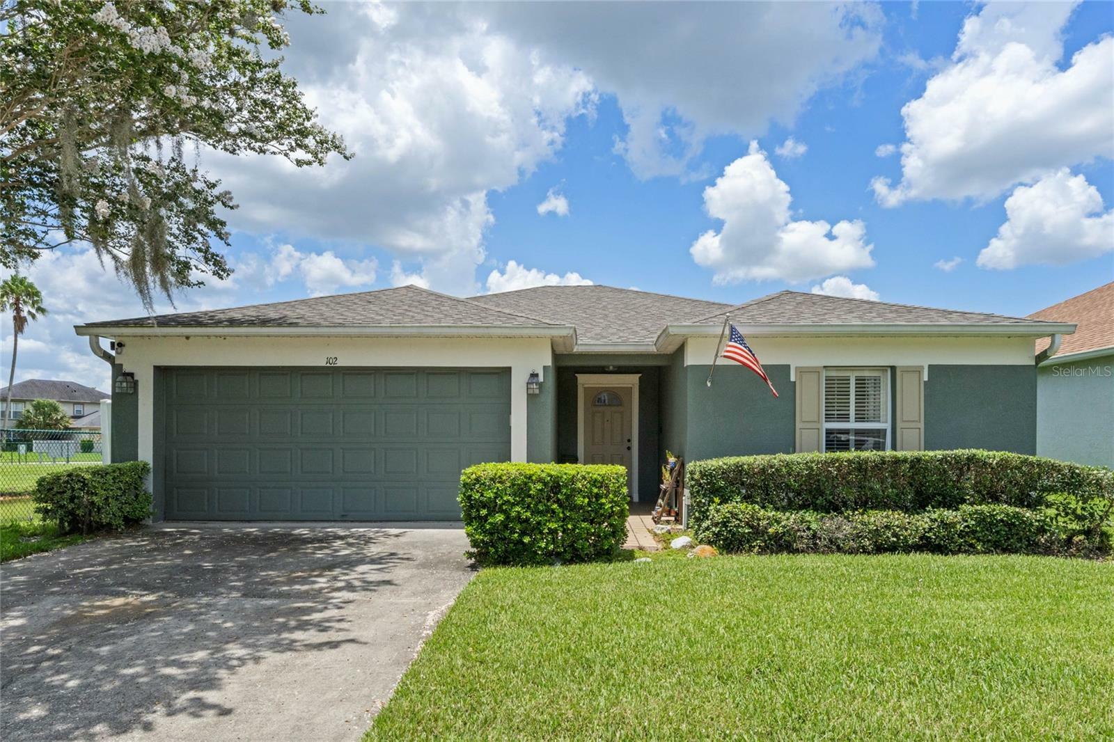 Property Photo:  102 Circle Hill Road  FL 32773 