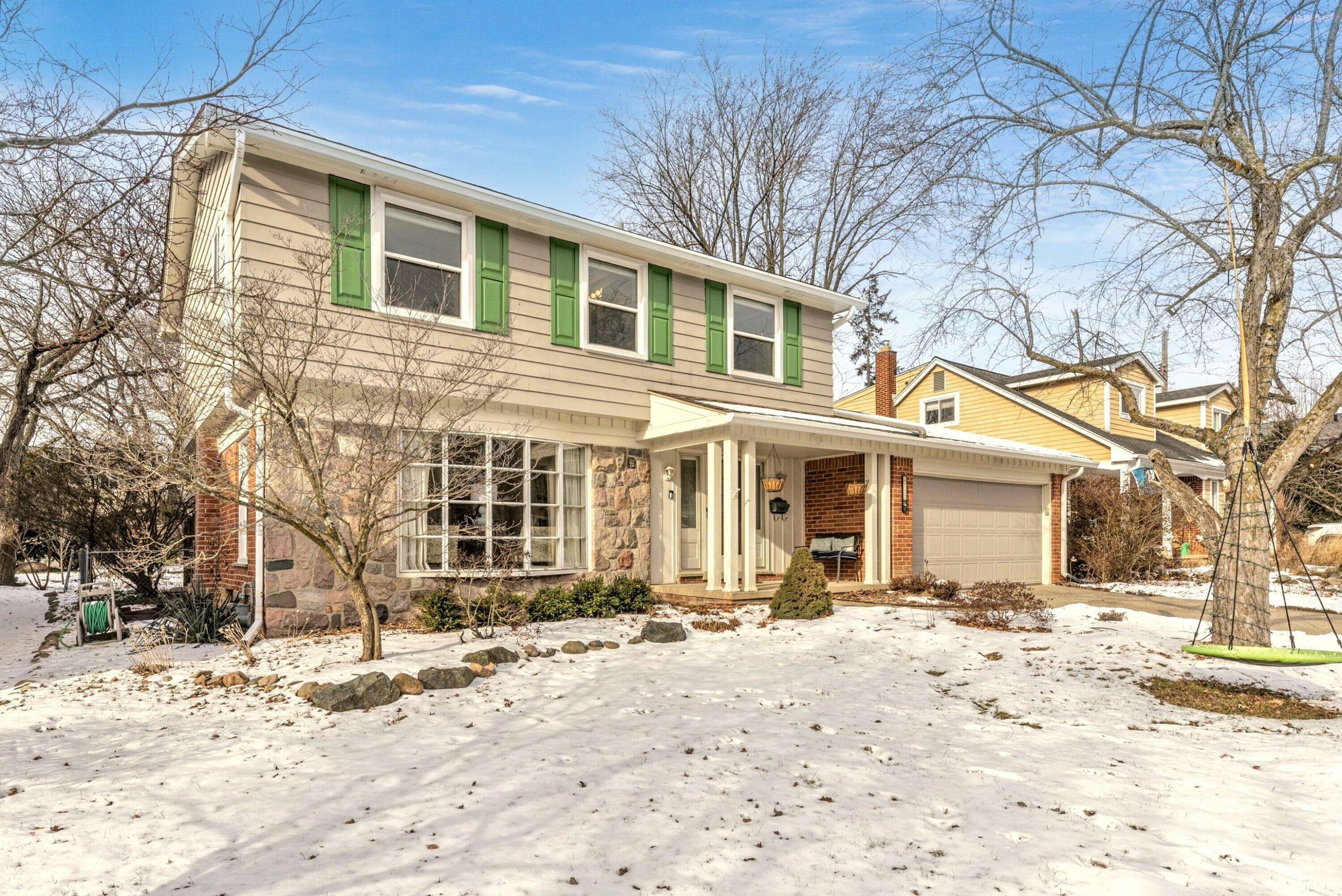 Property Photo:  2537 Georgetown Boulevard  MI 48105 