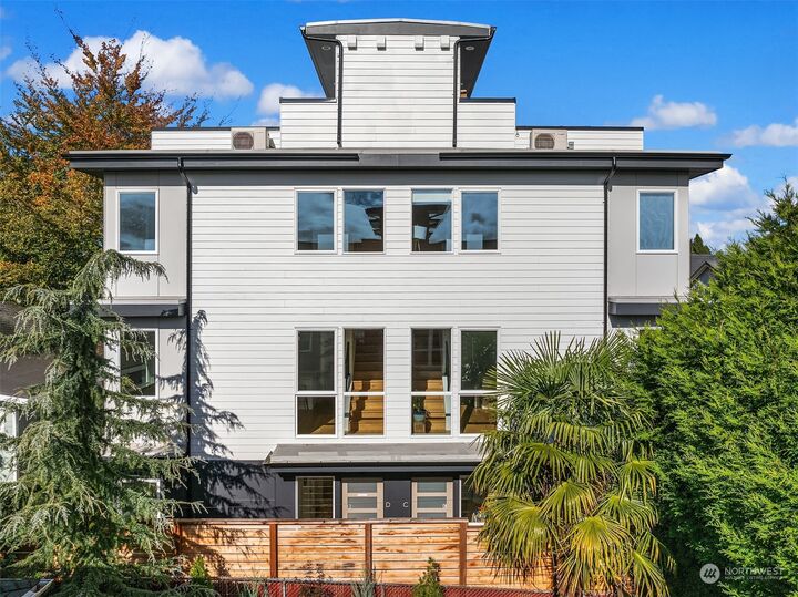 Property Photo: 6014 41st Avenue SW A WA 98136