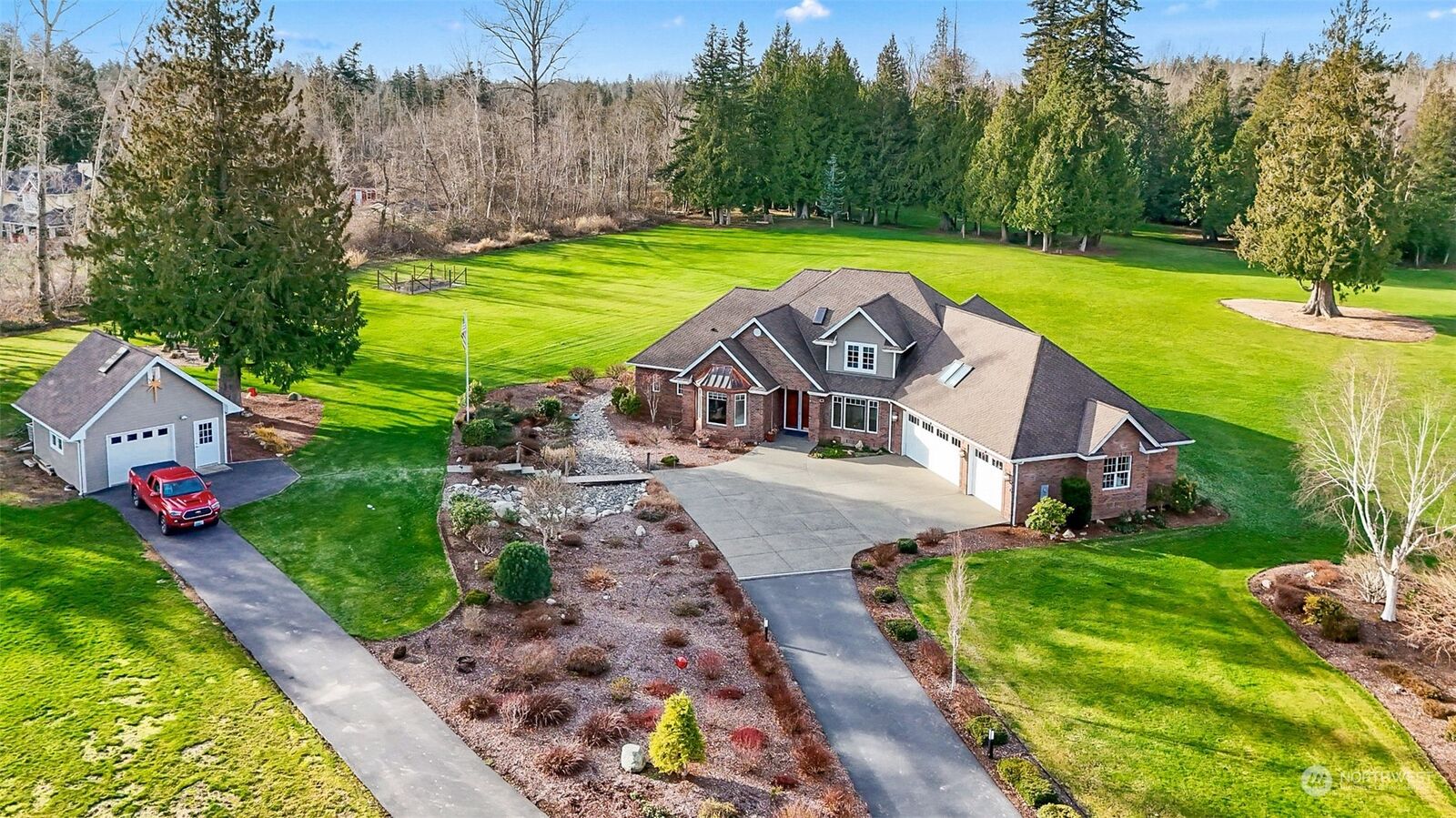 Property Photo: 5123 Bellwether Ln WA 98226