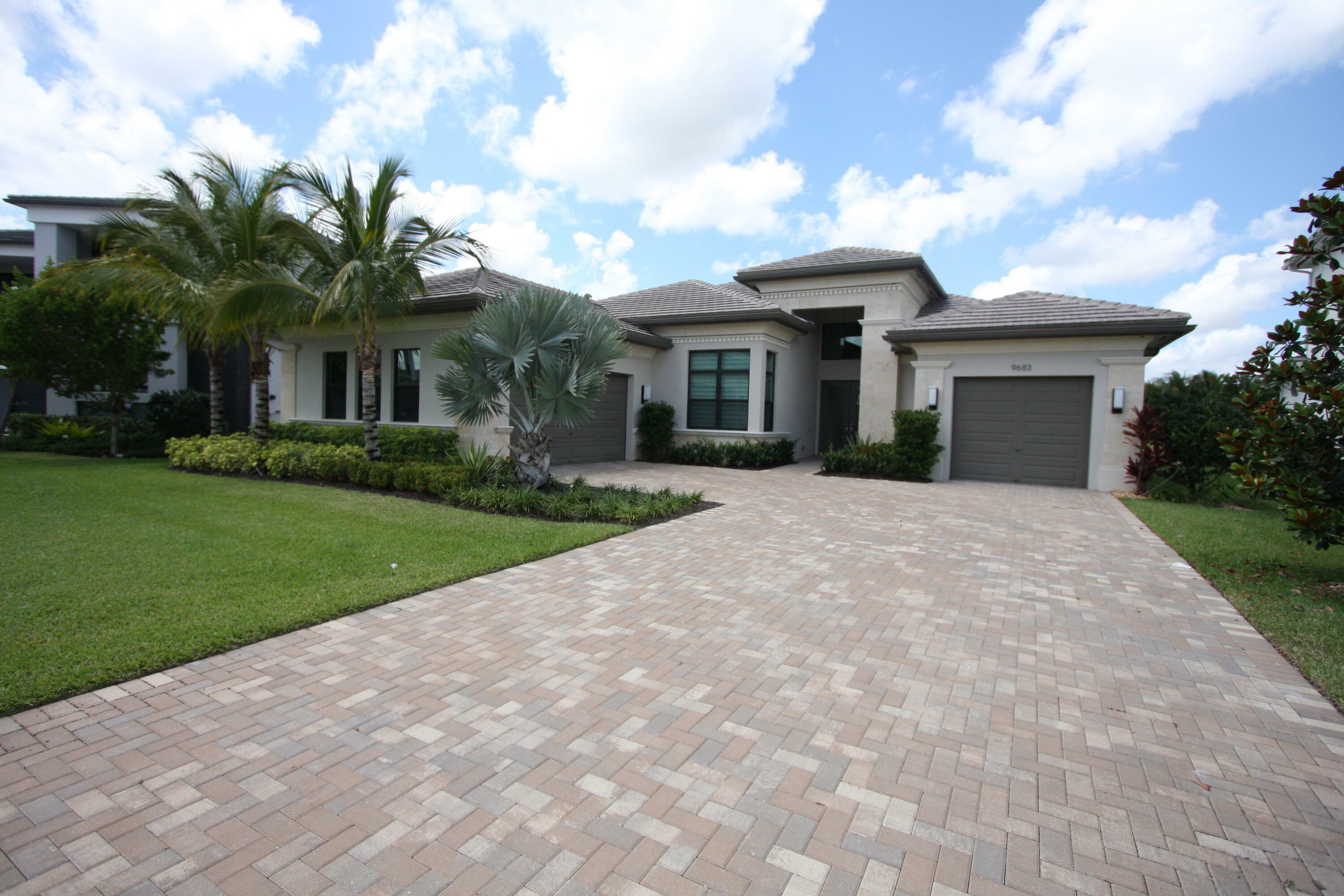 Property Photo:  9683 Chianti Classico Terrace  FL 33496 