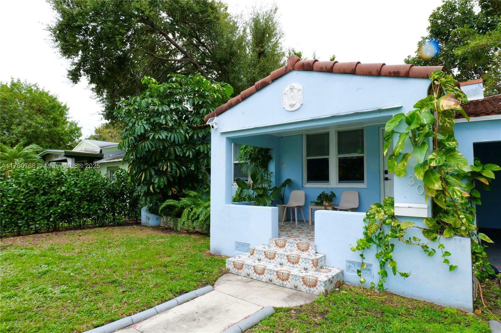 Property Photo:  530 NW 46th St 530  FL 33127 