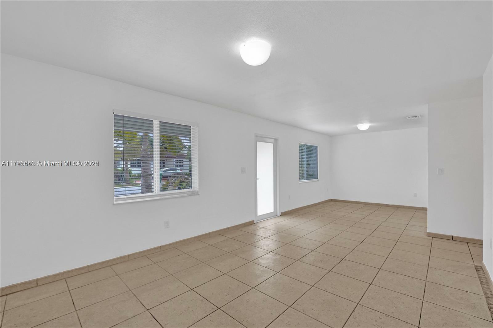 Property Photo:  2747 SW 17th St 2747  FL 33145 