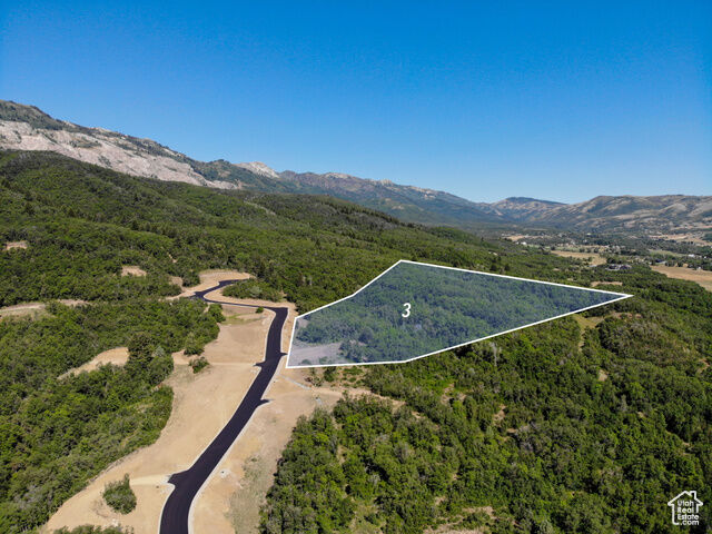 Property Photo:  2776 E Arrowleaf Ln N 3  UT 84310 