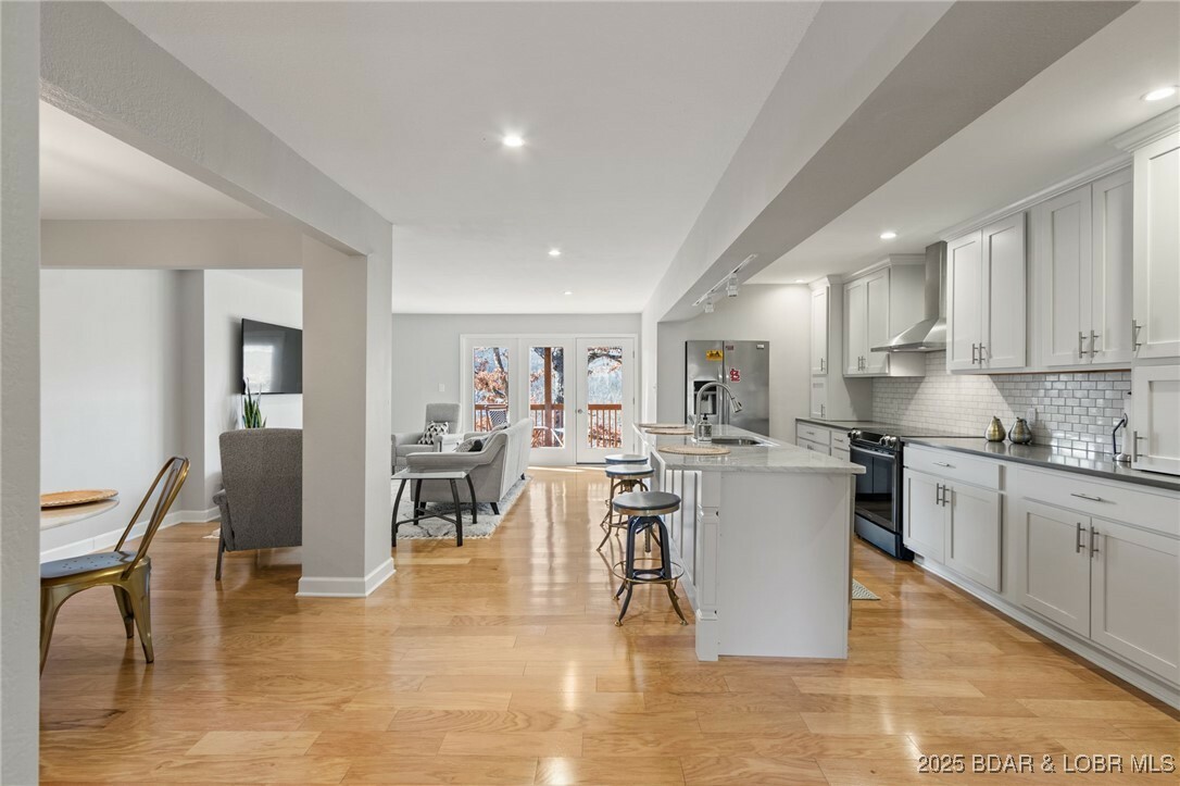 Property Photo: 7 Lone Timber 1B MO 65049