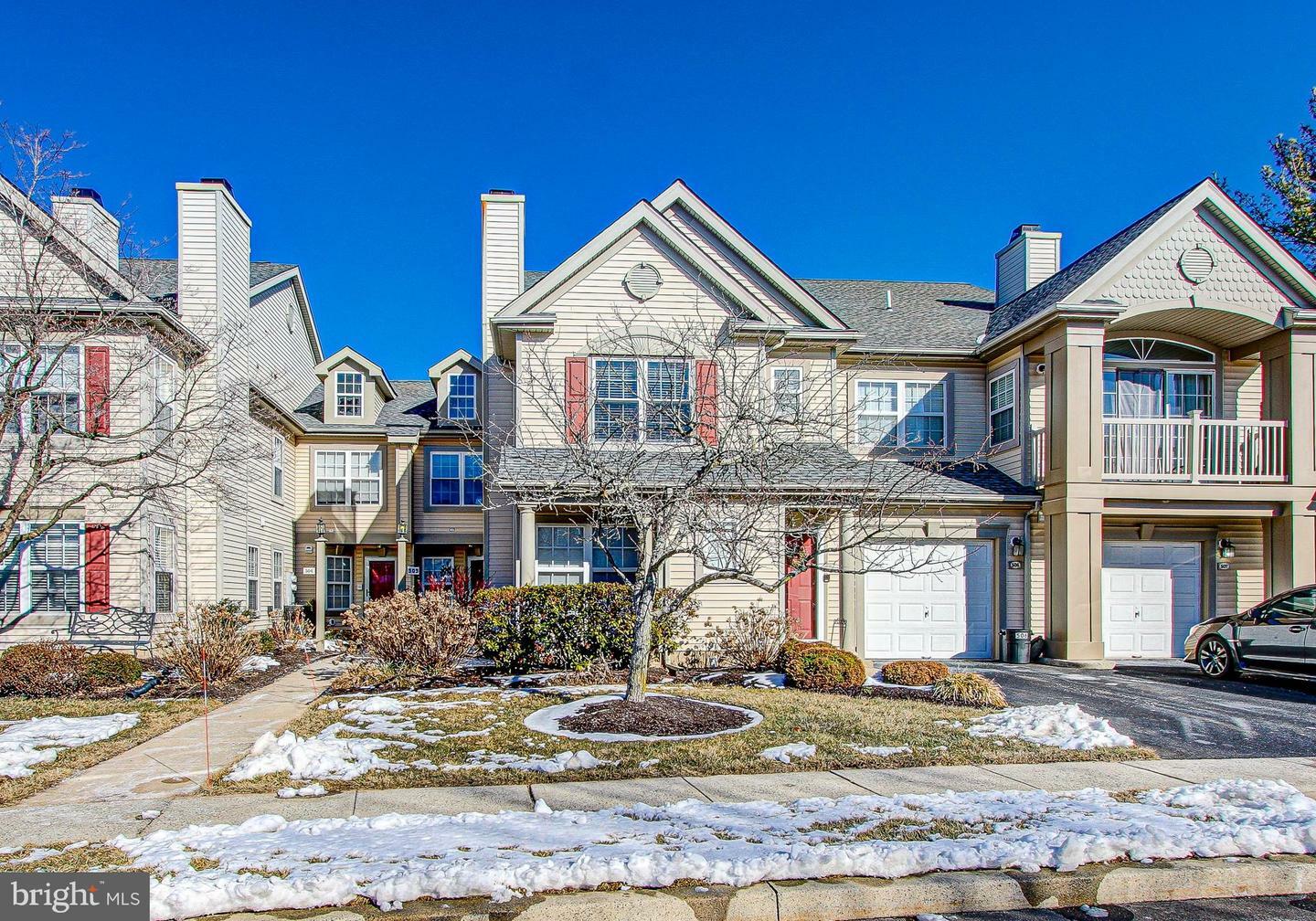 Property Photo: 505 Julian Drive W PA 18974