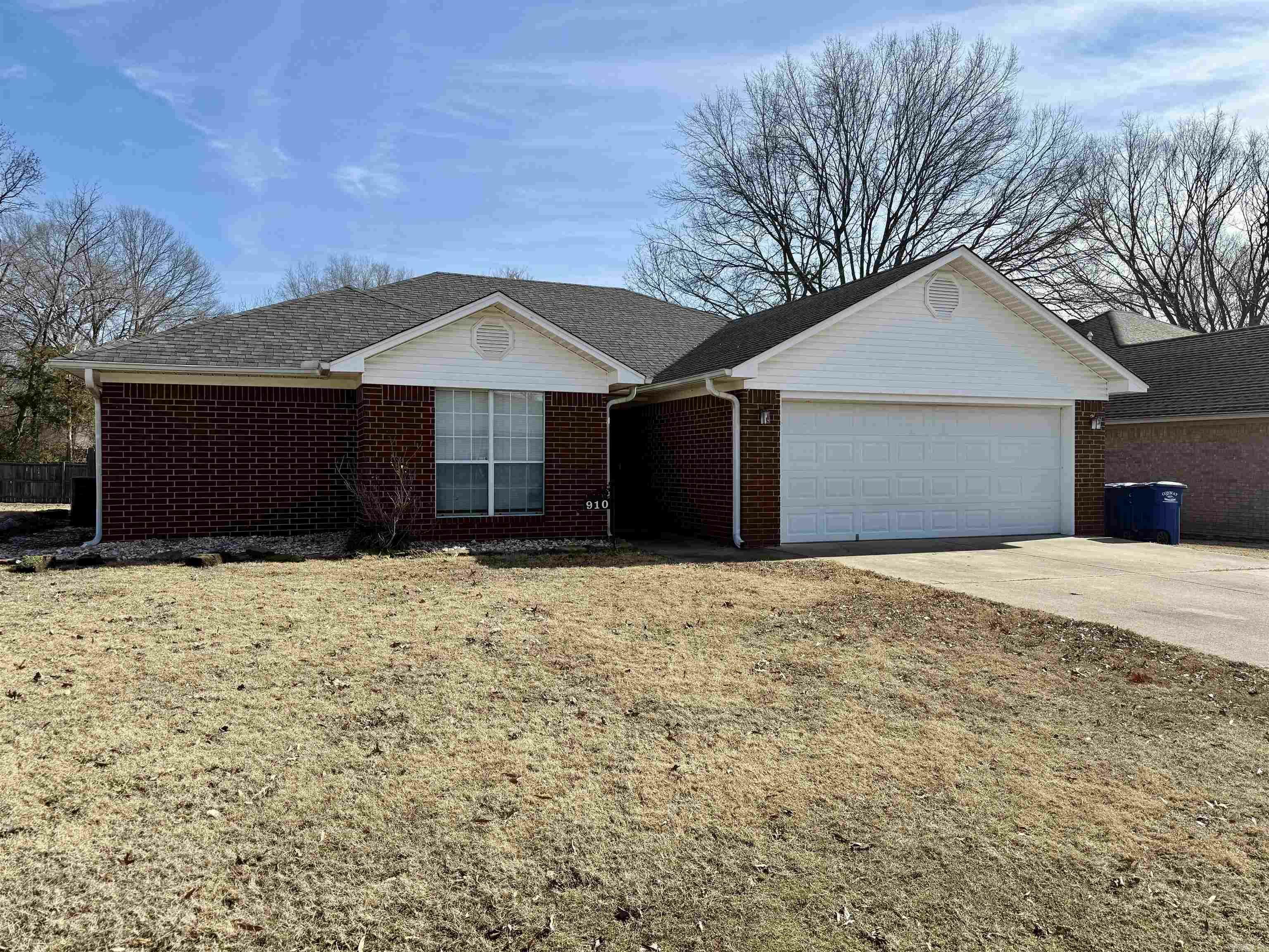 Property Photo:  910 Crosspoint Road  AR 72034 