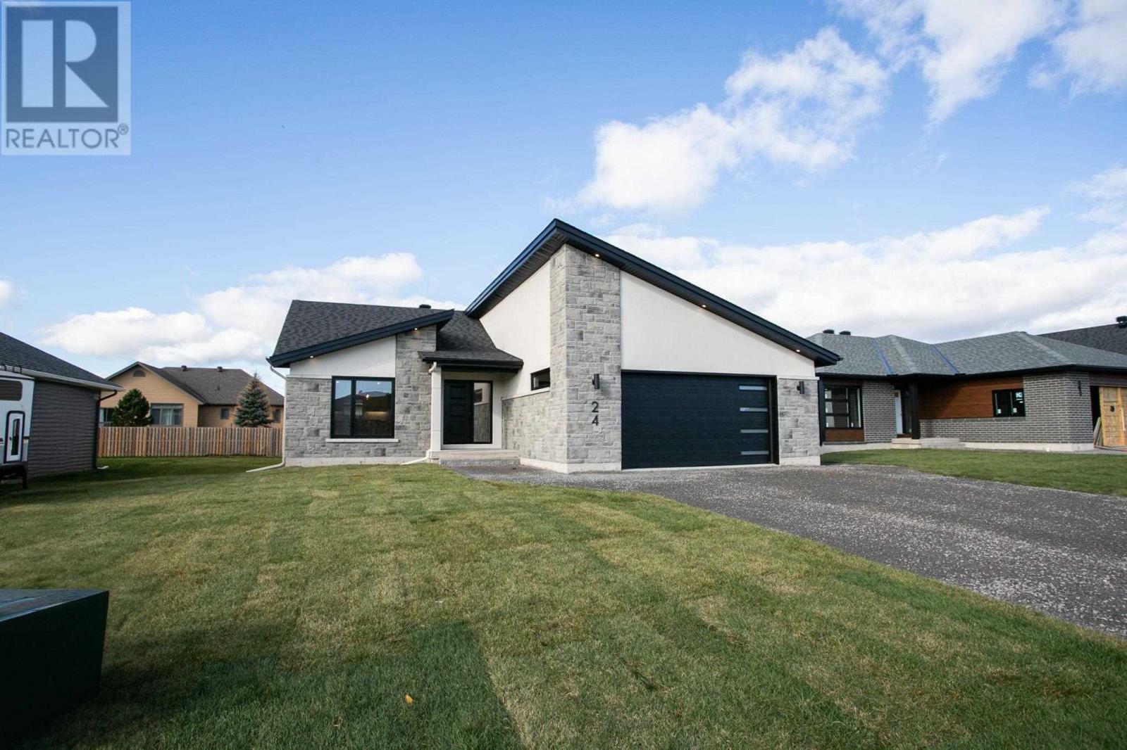 Property Photo:  24 Noah Dr  ON P6C 6E6 