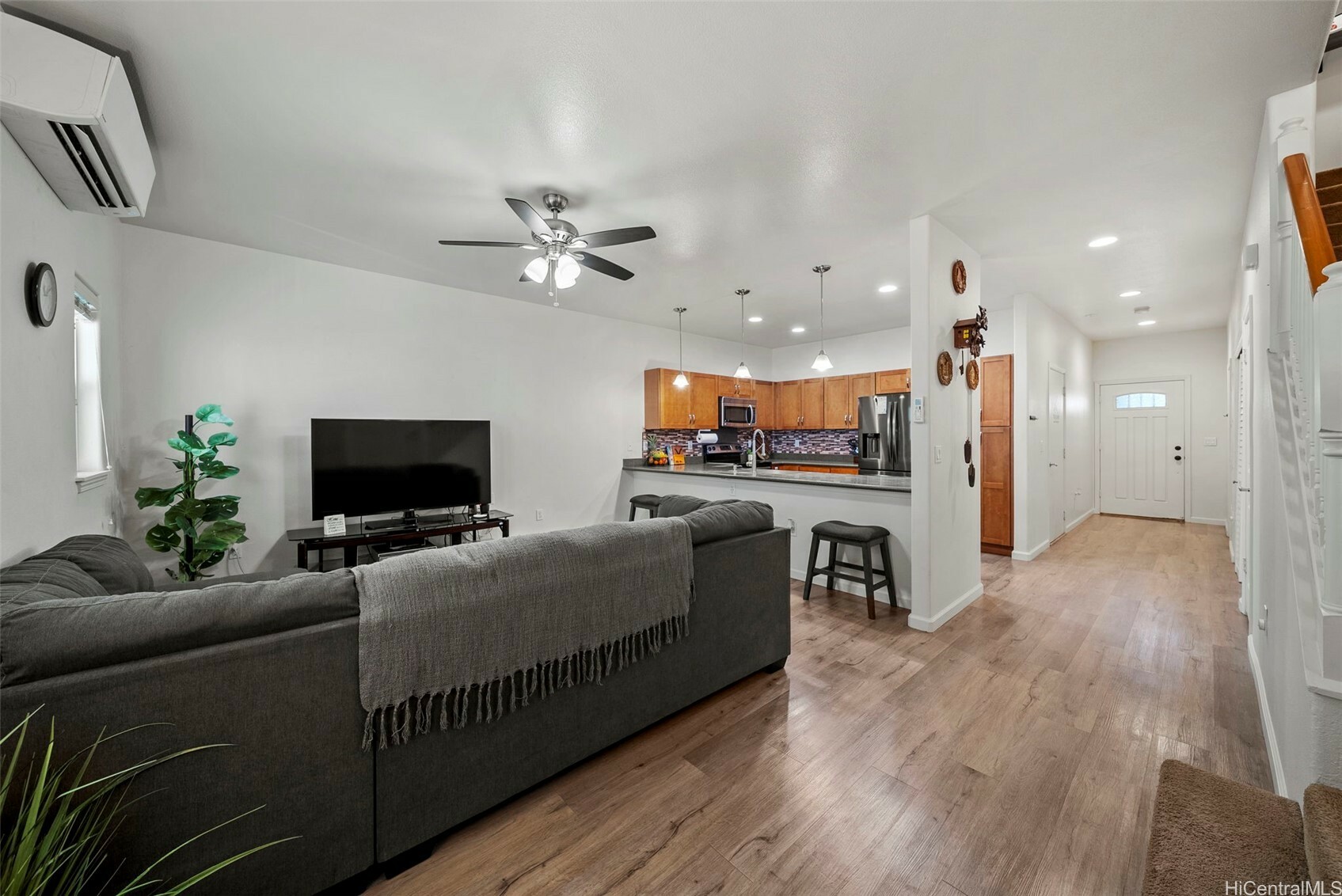 478 Kunehi Street 105  Kapolei HI 96707 photo