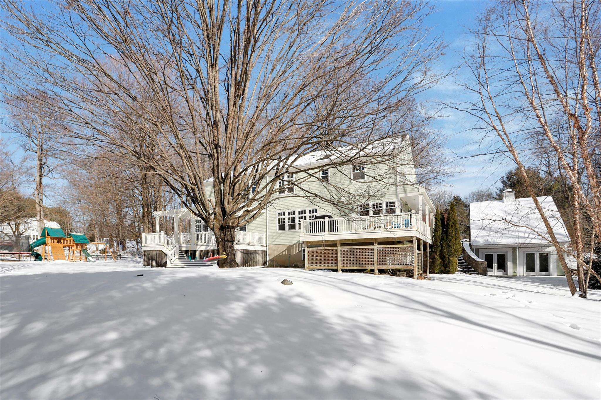 Property Photo:  5 Lyons Road  NY 10504 