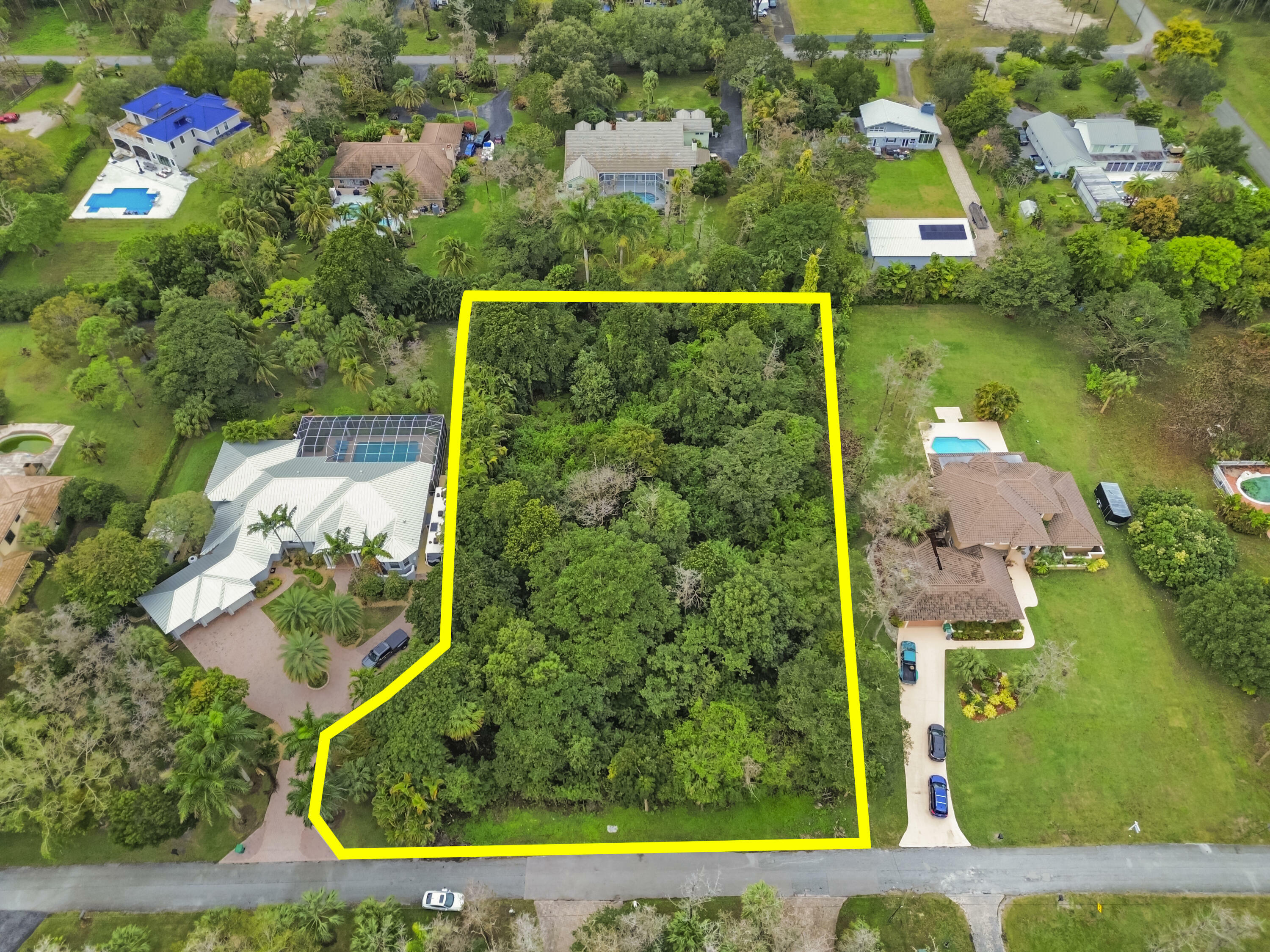 Property Photo:  5533 NW 79th Way  FL 33067 