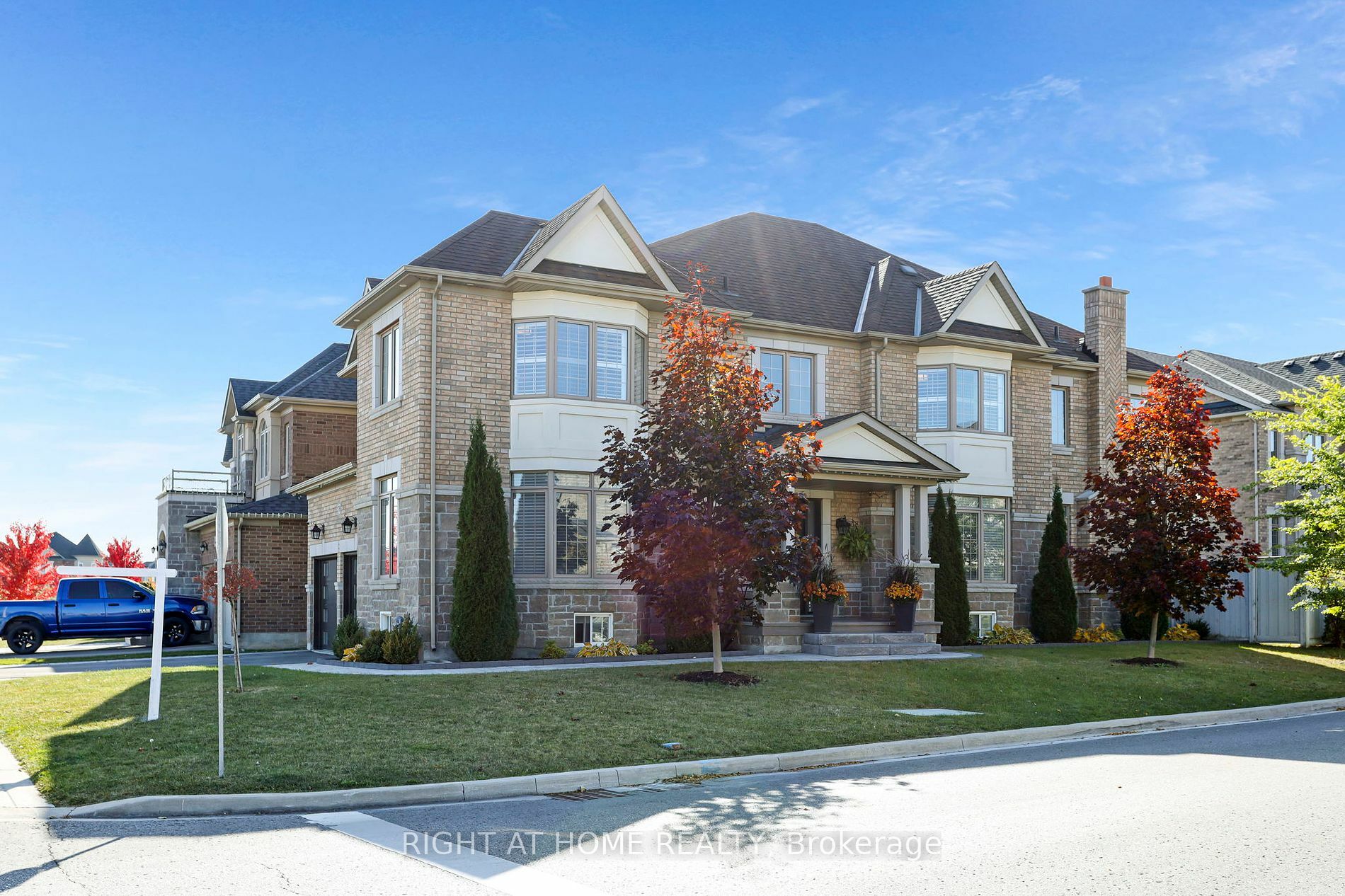 78 Barrow Ave  Bradford West Gwillimbury ON L3Z 0W1 photo