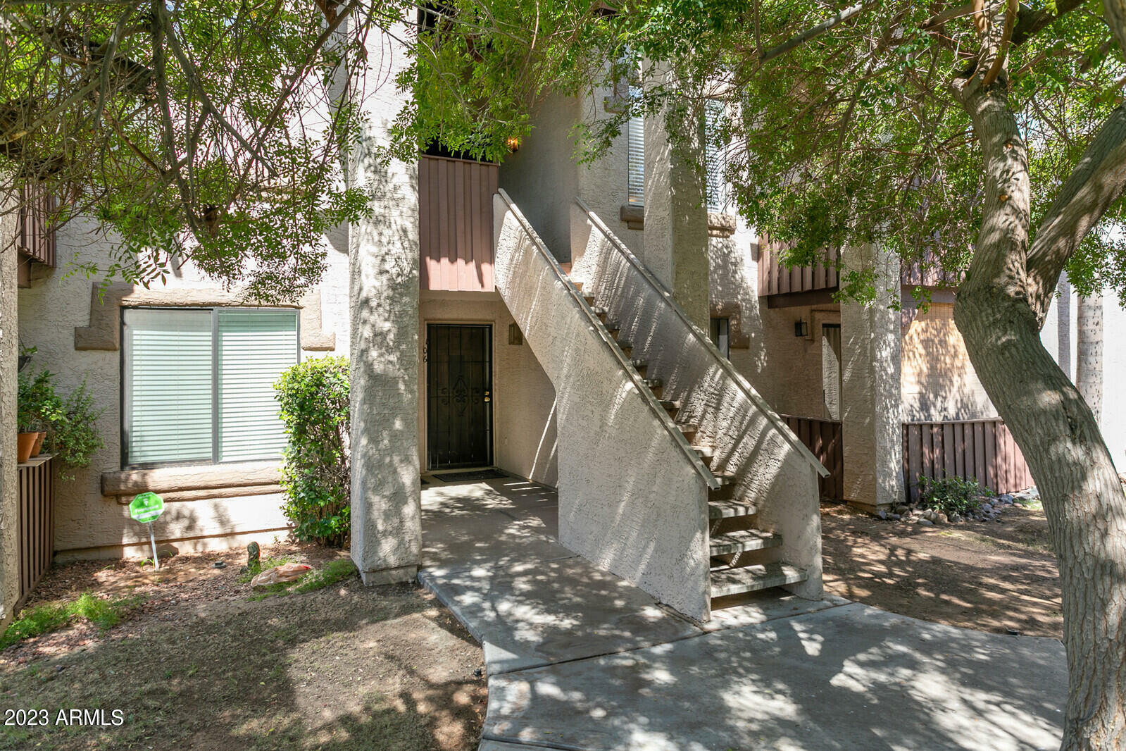 Property Photo:  3102 E Clarendon Avenue 206  AZ 85016 