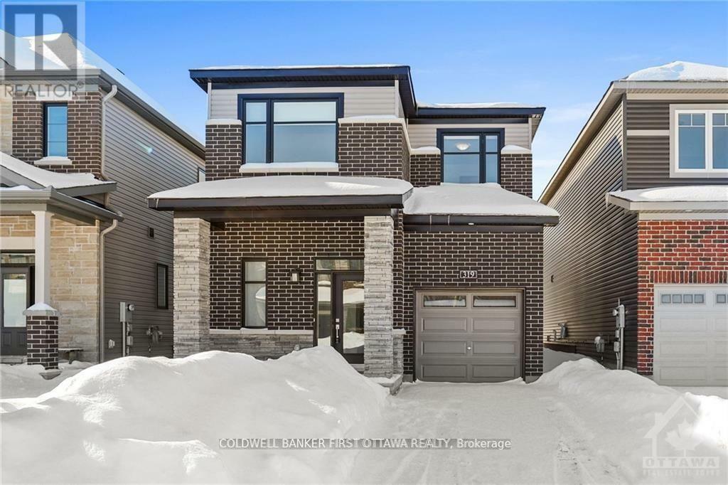 Photo de la propriété:  319 Cloyne Crescent  ON K2J 6W4 