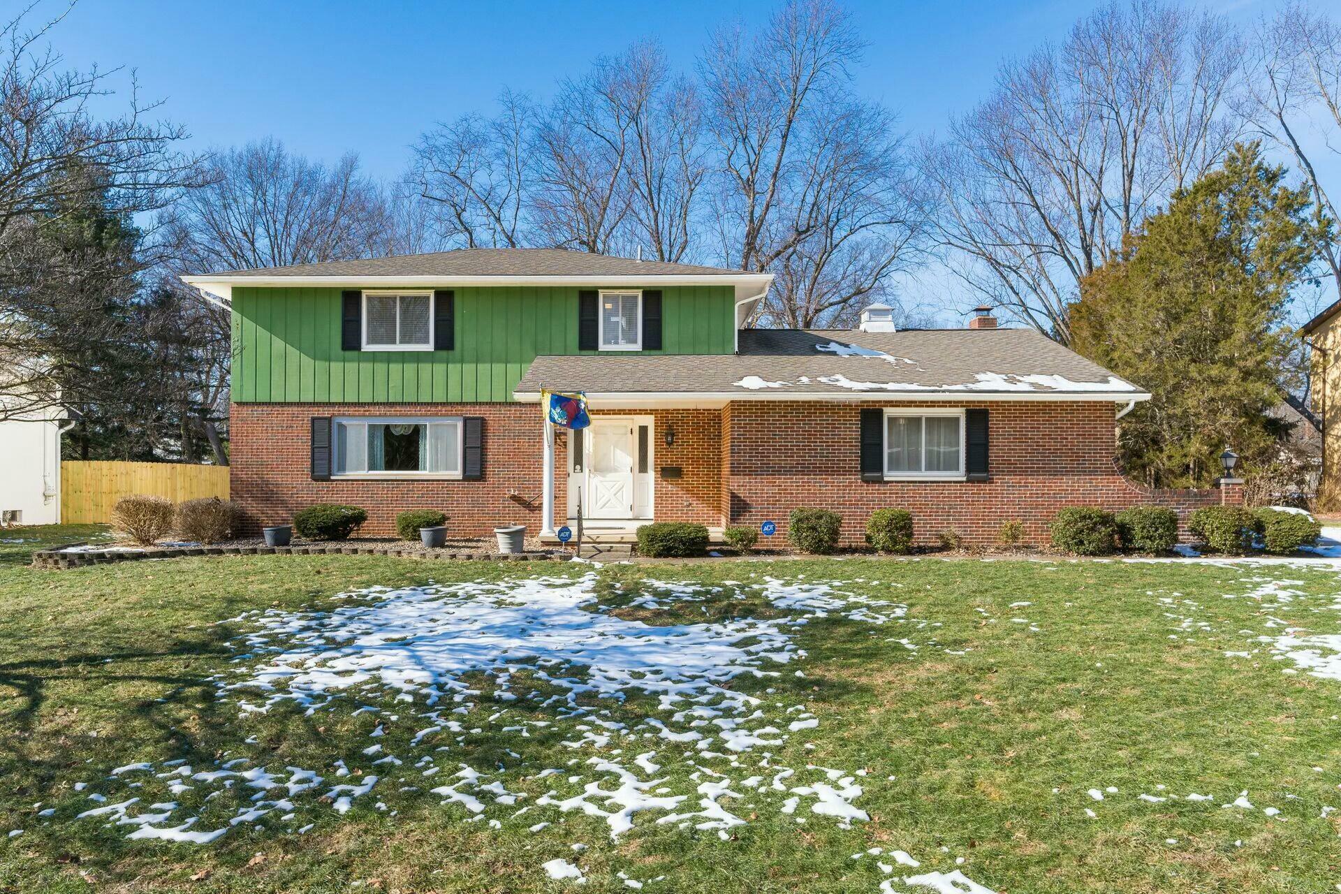 711 Olde Orchard Court  Columbus OH 43213 photo