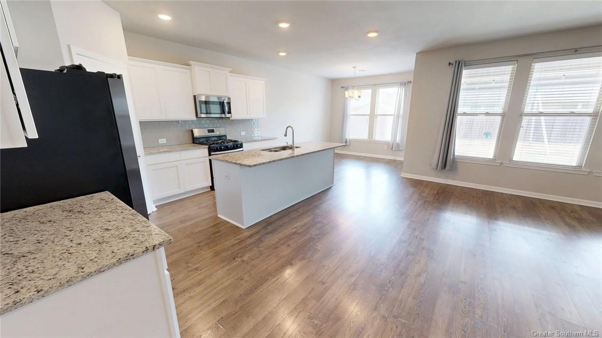 Property Photo: 3139 Crest Lane LA 70607