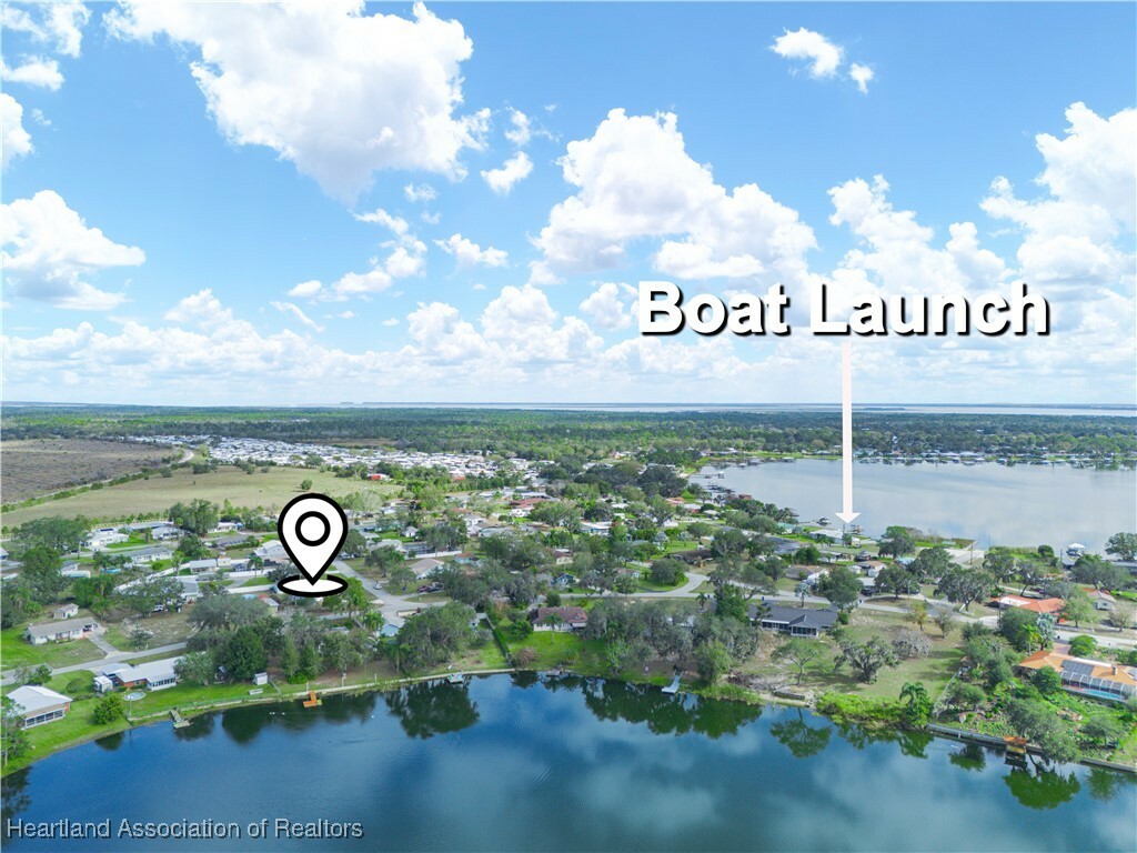 Property Photo:  716 Lake Blue Drive  FL 33852 