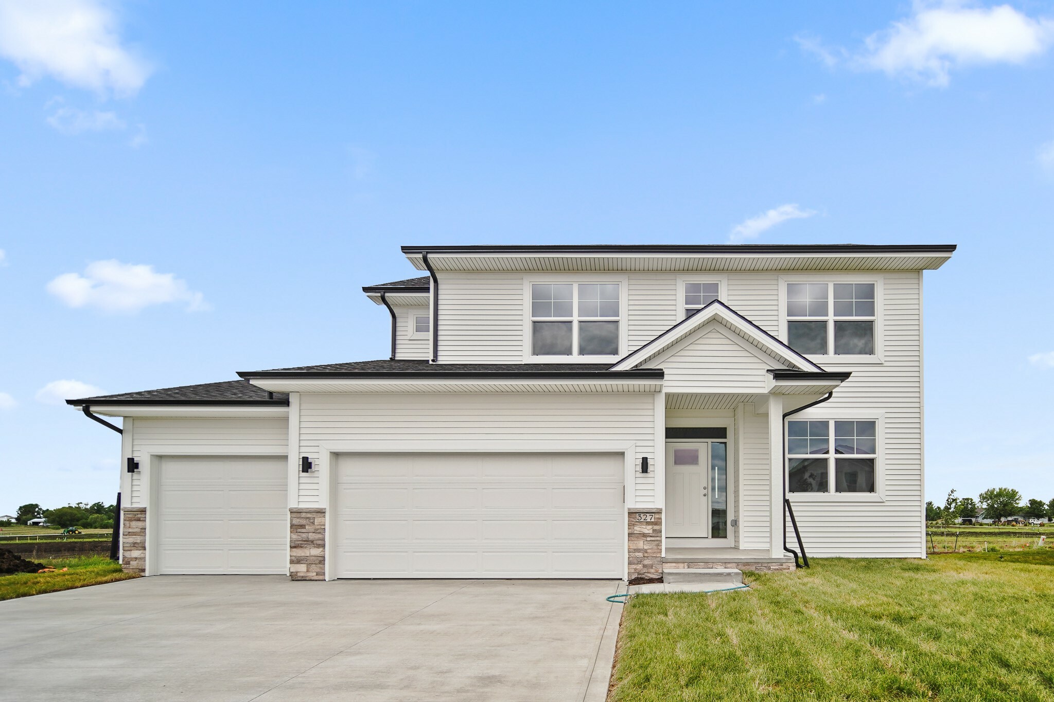 Property Photo: 327 41st Street SW IA 50009