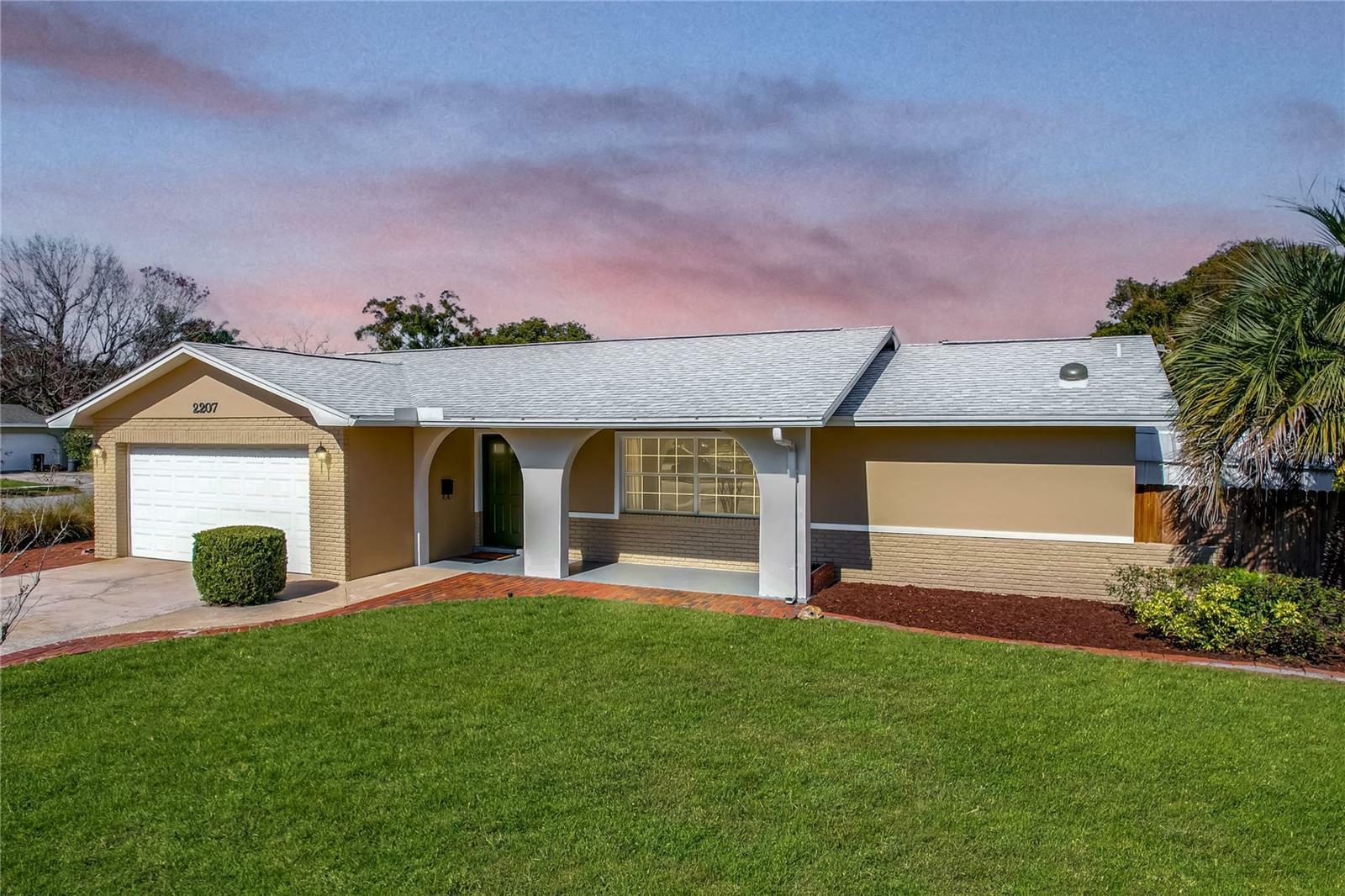 Property Photo:  2207 Winter Woods Boulevard  FL 32792 