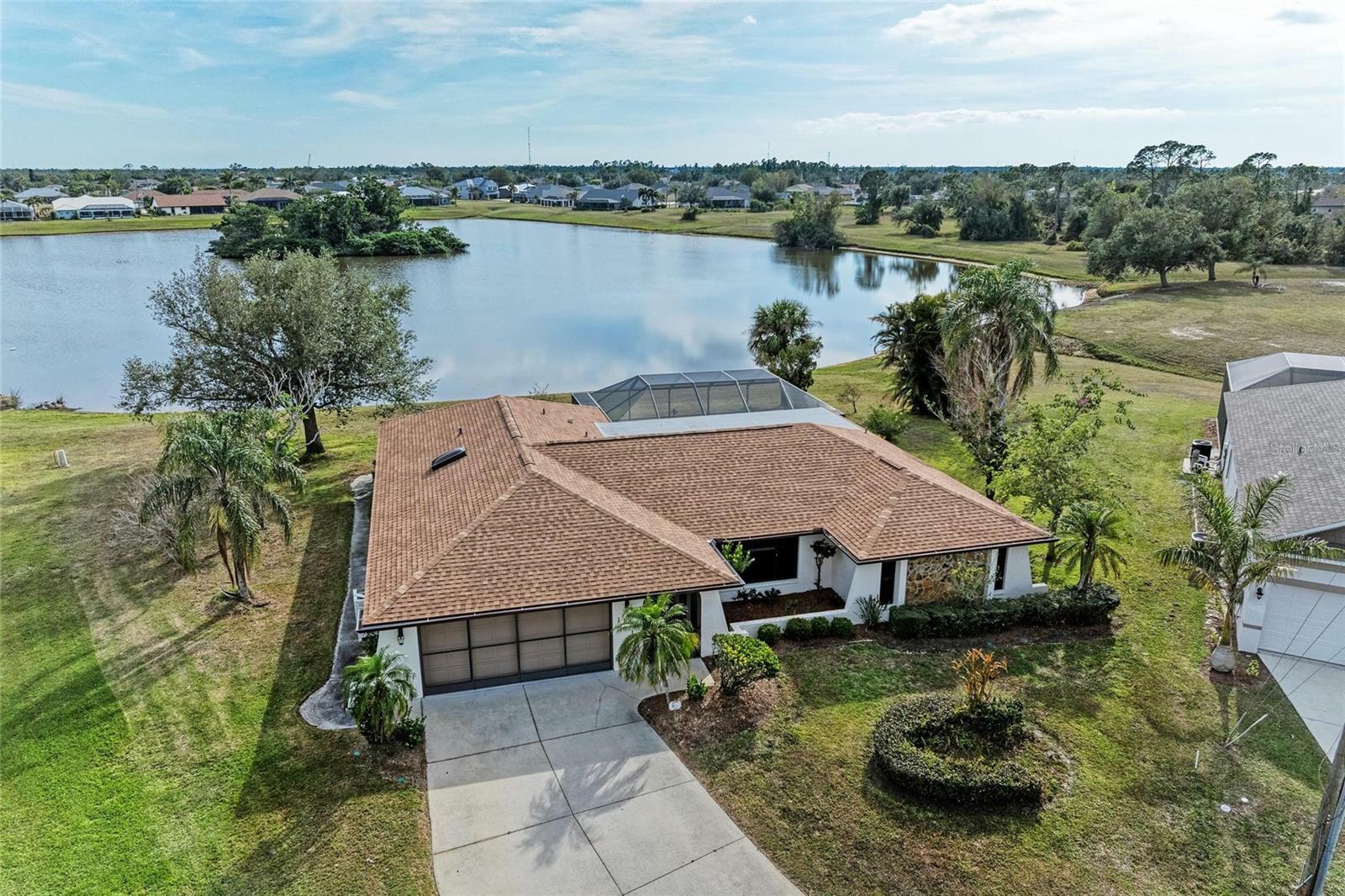 Property Photo: 1115 Venture Court FL 33983