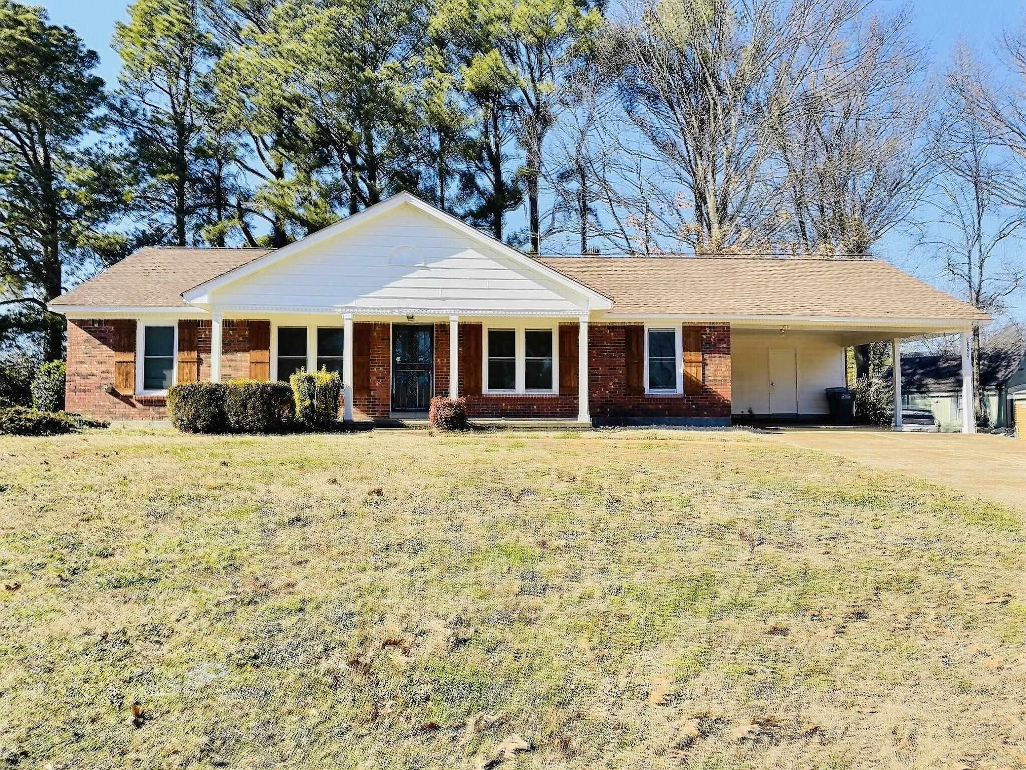 Property Photo:  8237 Chesterfield Dr  MS 38671-3839 