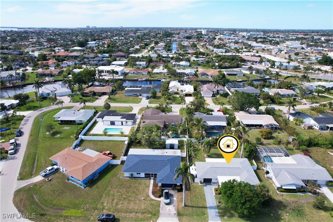 Property Photo: 4932 Nassau Court FL 33904