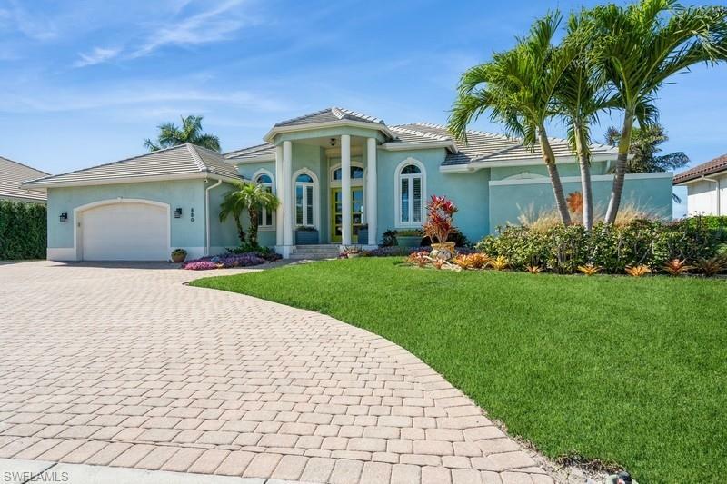 Property Photo: 480 S Heathwood Dr FL 34145