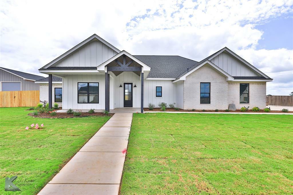 Property Photo: 173 Windy Hill Drive TX 79562