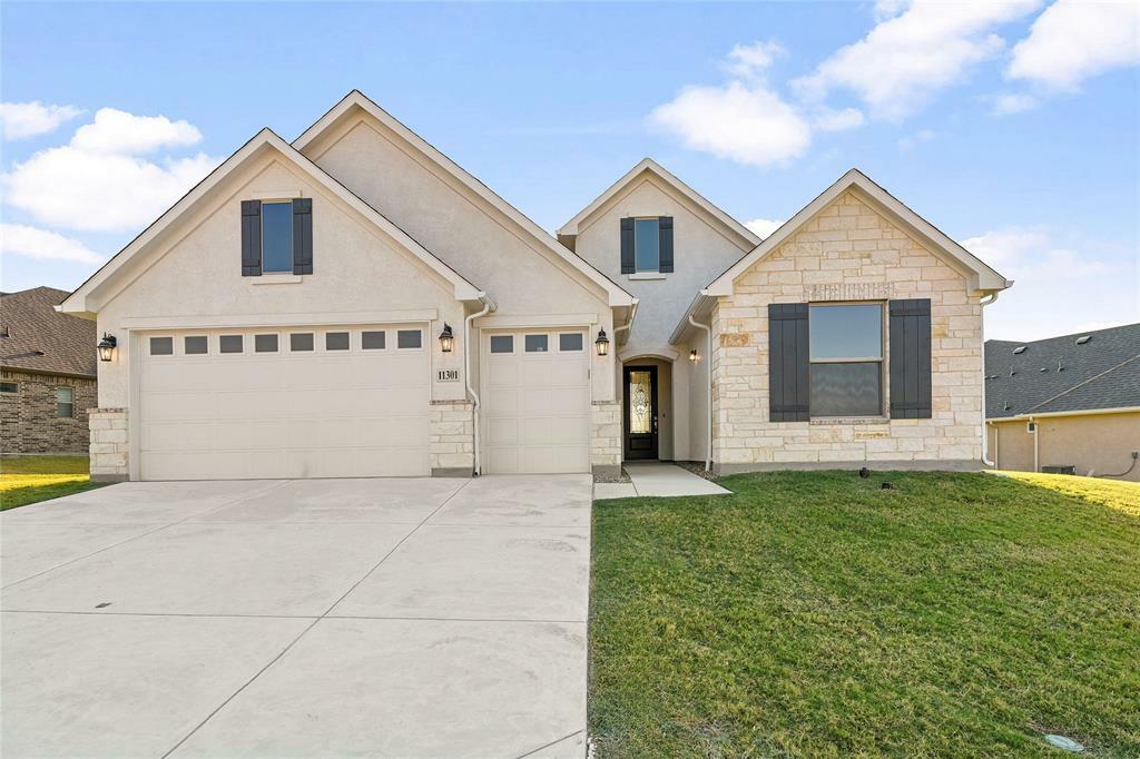 Property Photo:  11301 Mica Lane  TX 76207 