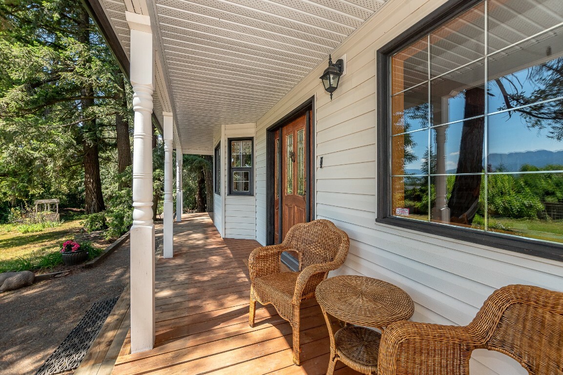 Property Photo: 3461 30 Street NE BC V1E 3L1