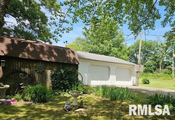 Property Photo:  1425 Coffee Road  IL 62977 