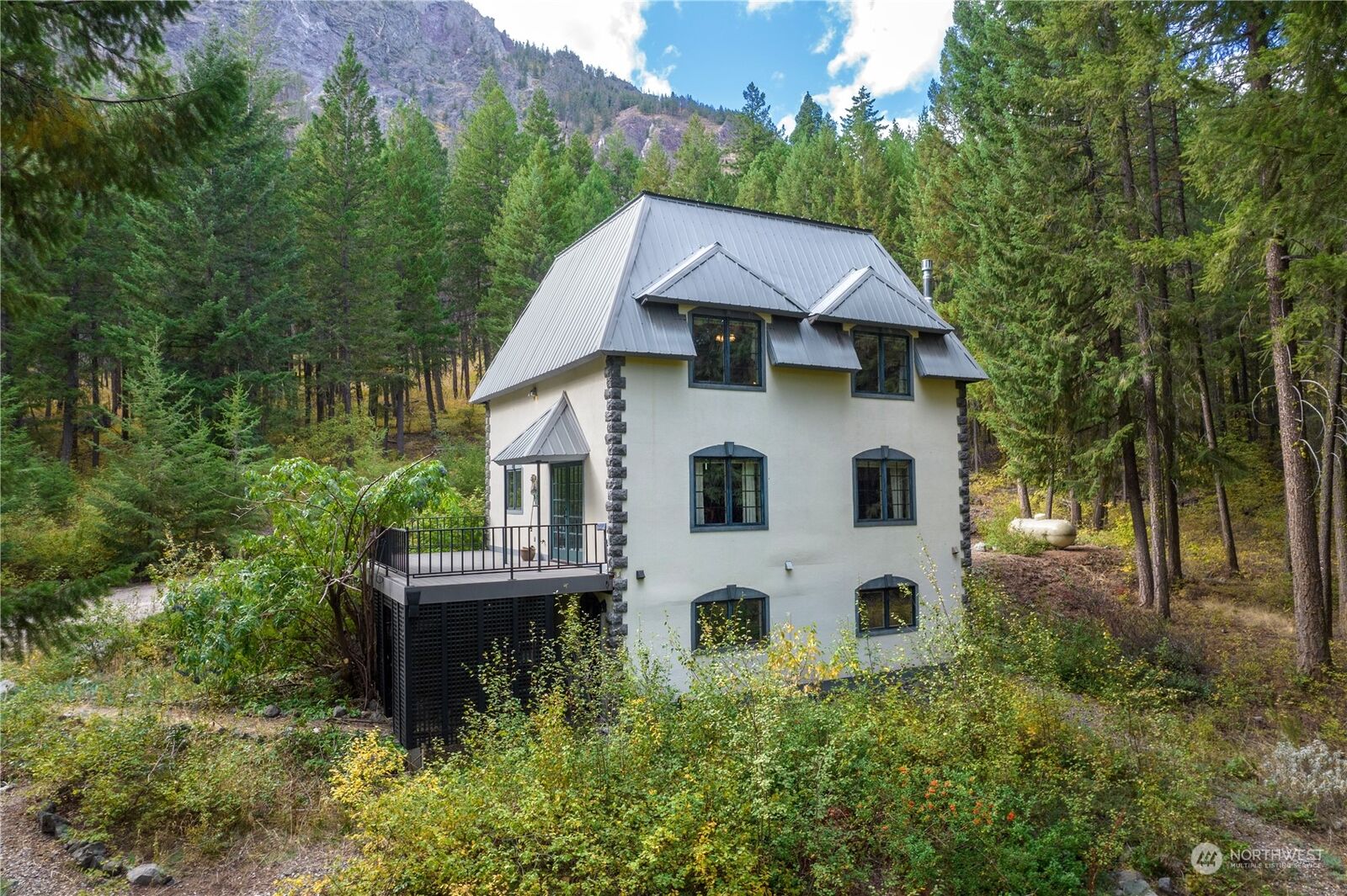 Property Photo: 56 Fawn Meadow Lane WA 98862