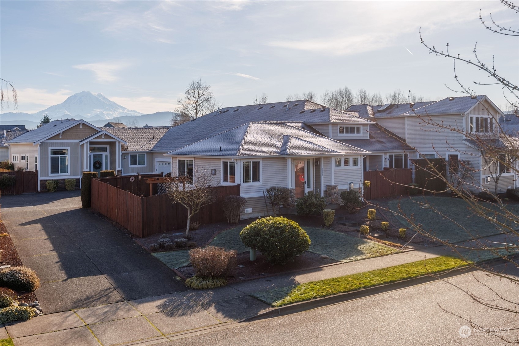 1112  Van Ogle Lane NW  Orting WA 98360 photo