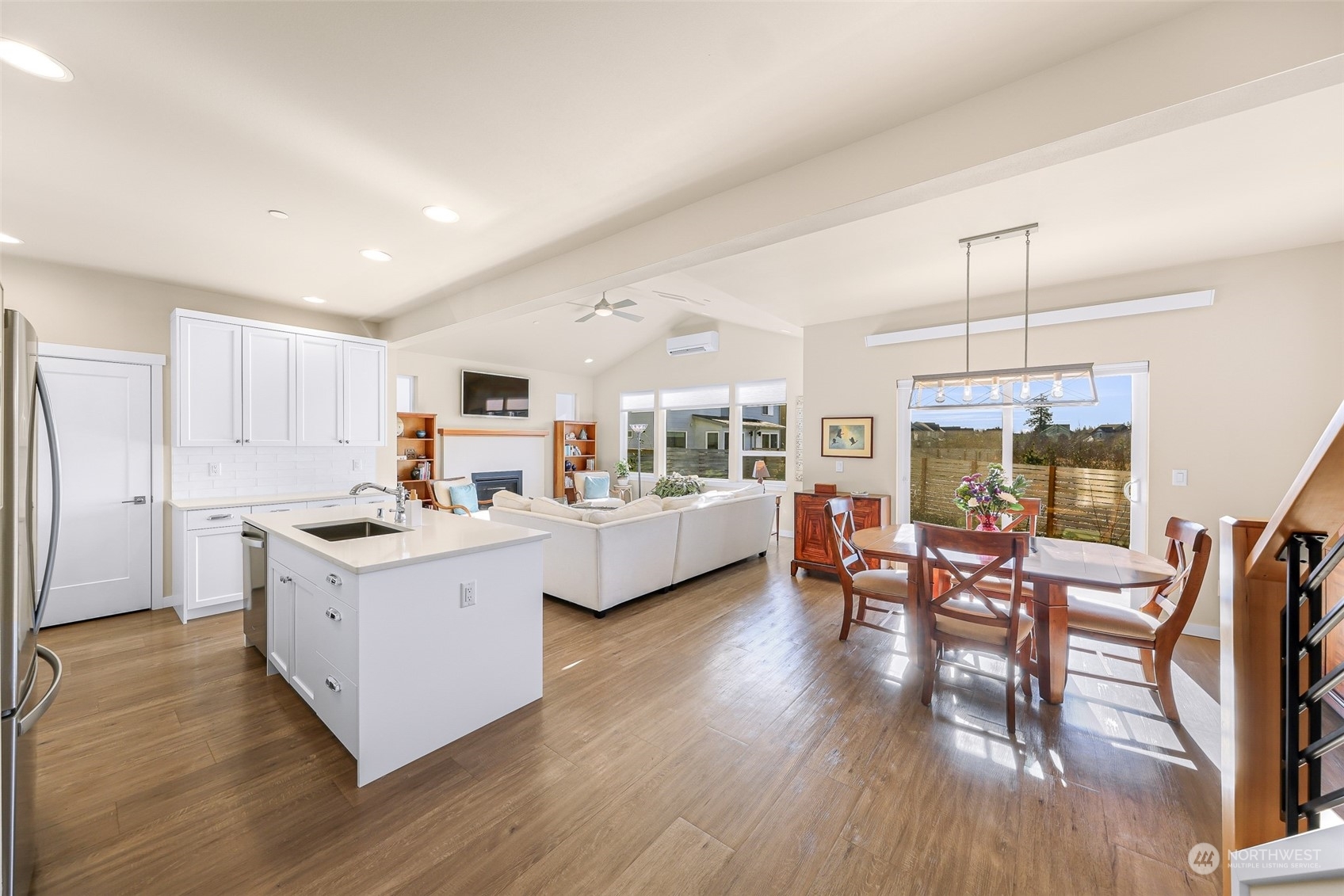 Property Photo: 707 Northview Street WA 98226