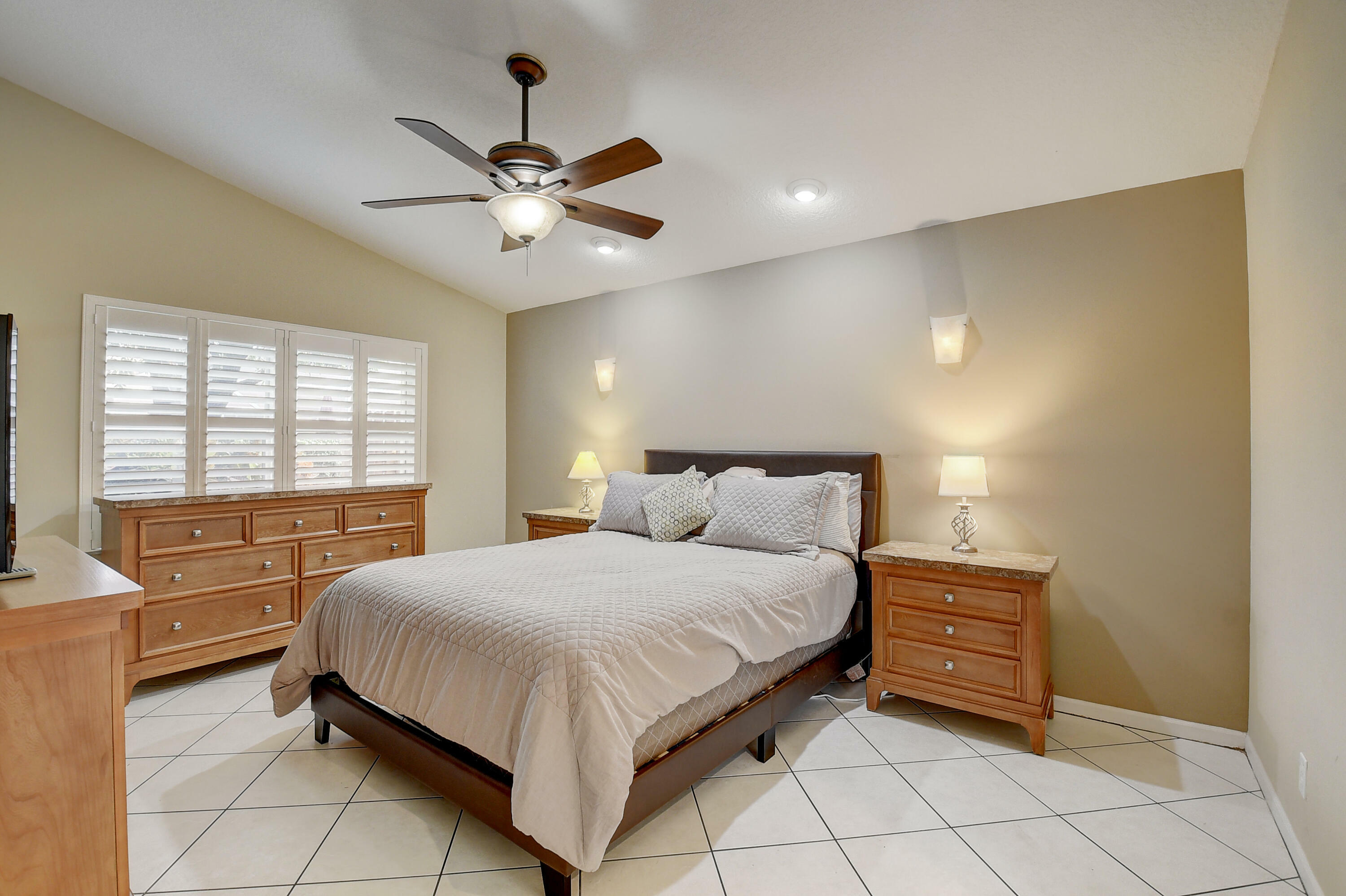 Property Photo:  11592 Augustus Drive  FL 33437 