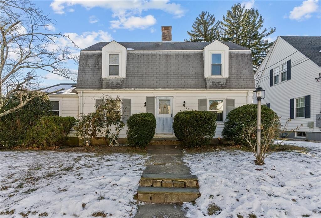 Property Photo:  43 Rockland Avenue  RI 02910 