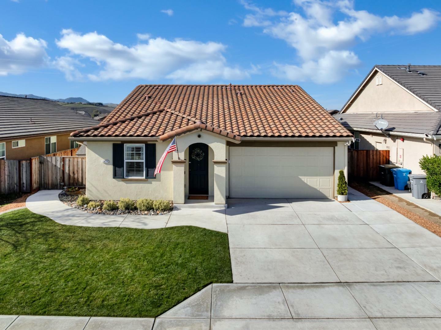 Property Photo:  2856 Walker Way  CA 95023 