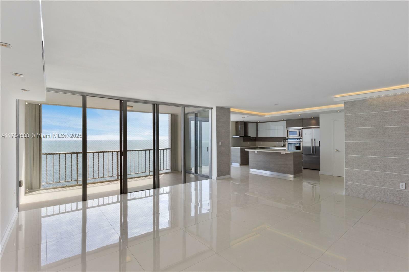881 Ocean Dr 18F  Key Biscayne FL 33149 photo