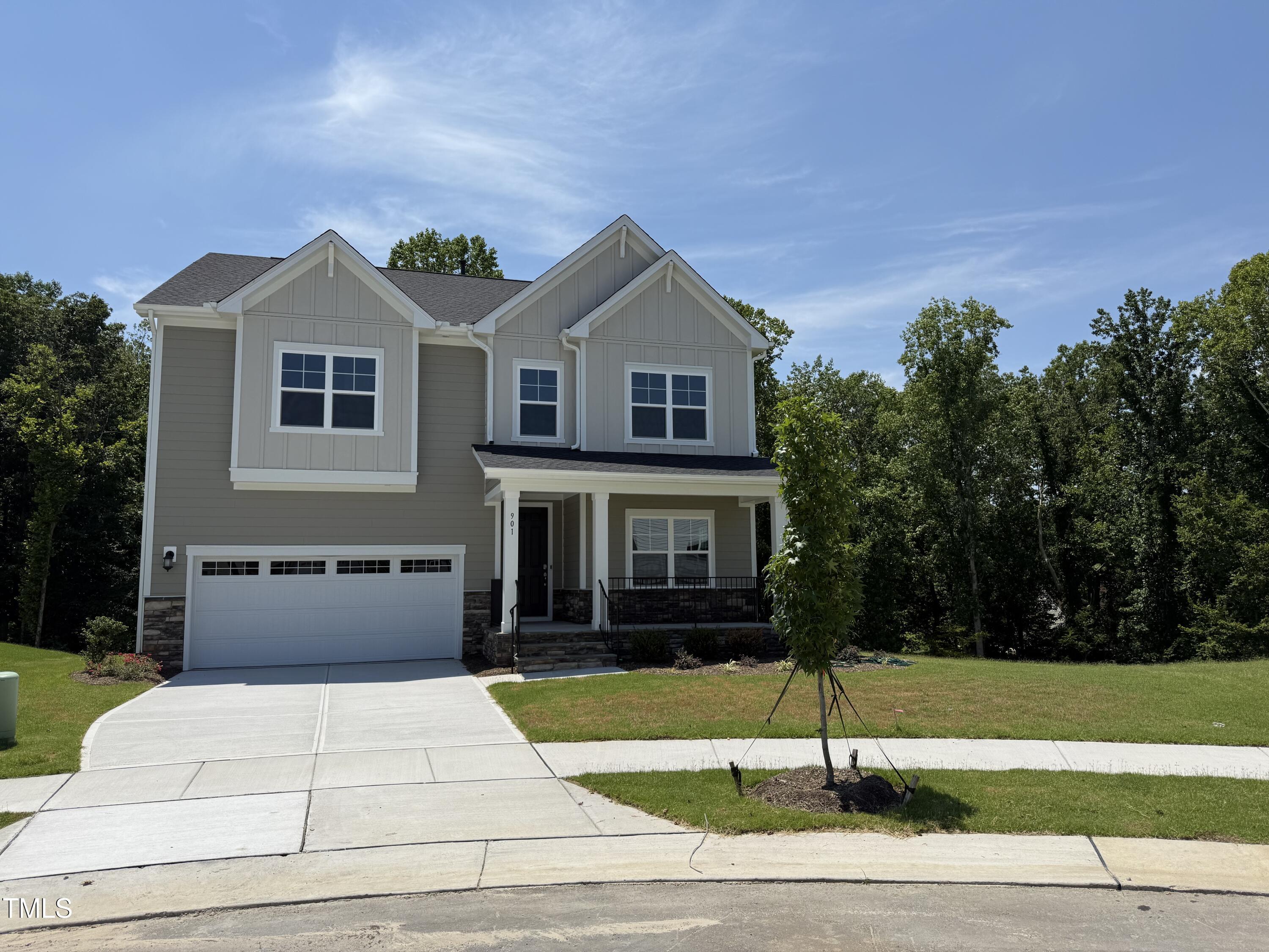 Property Photo: 901 Thimbleweed Way NC 27587